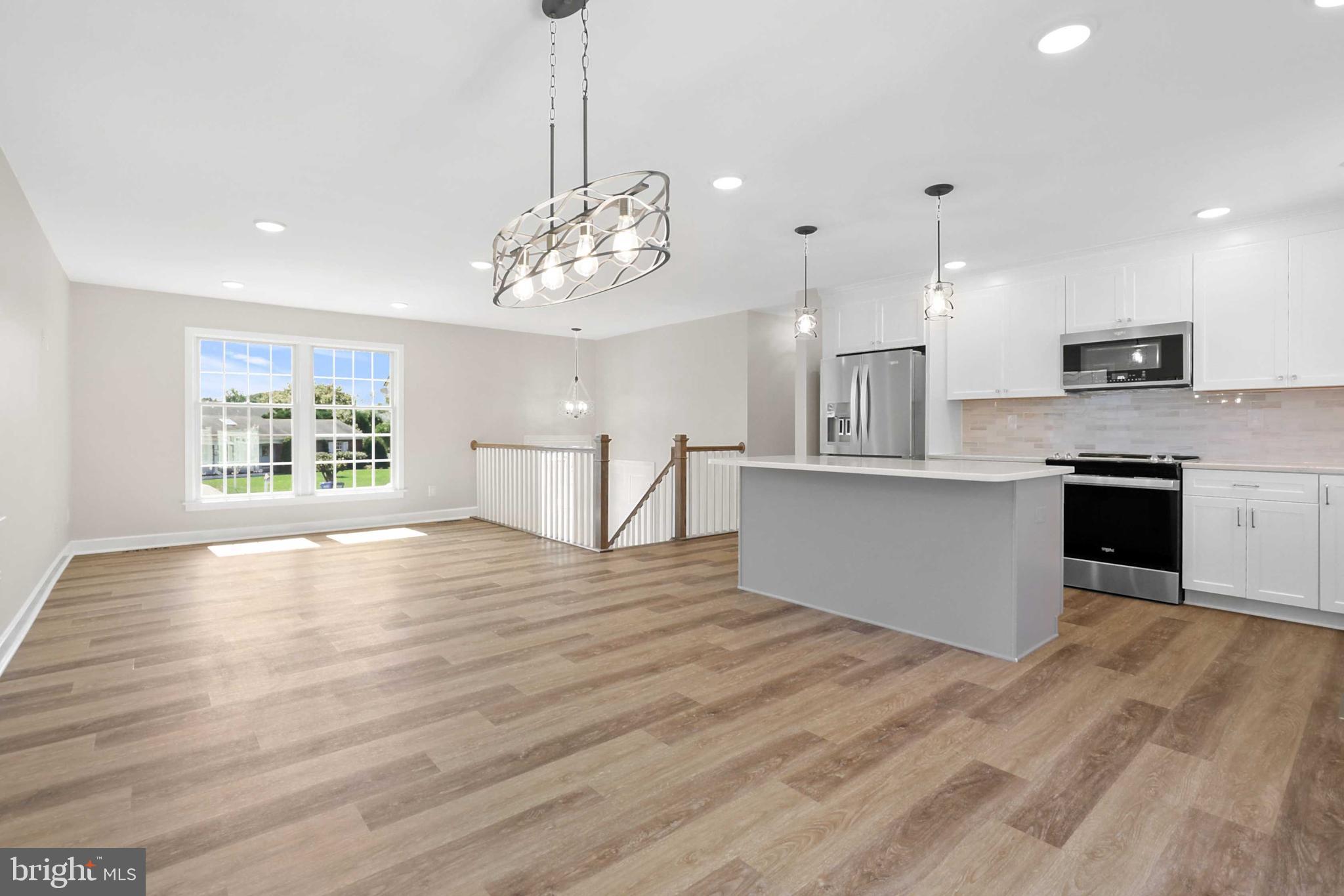 BRENTWOOD PARK - Residential