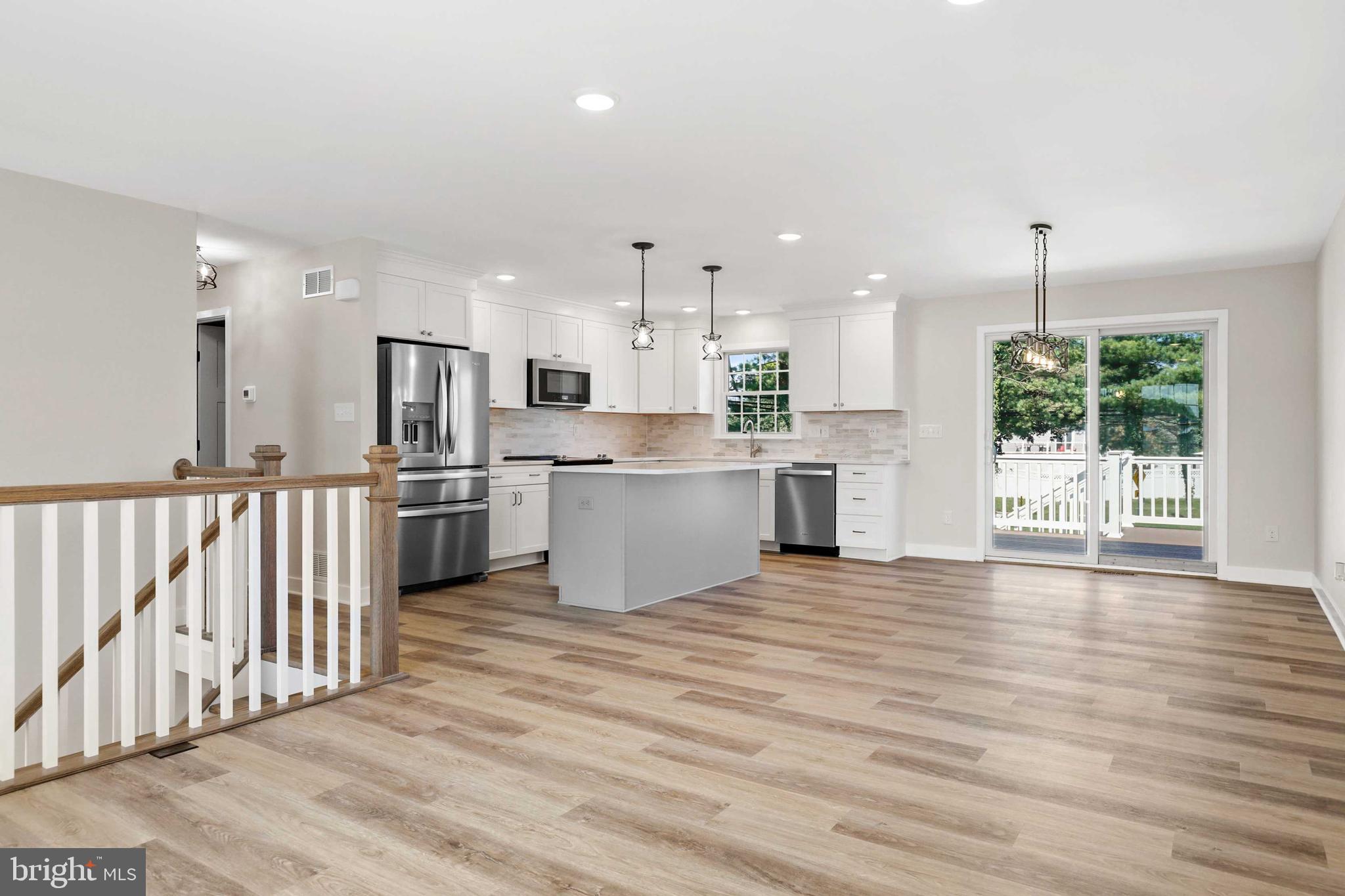 BRENTWOOD PARK - Residential