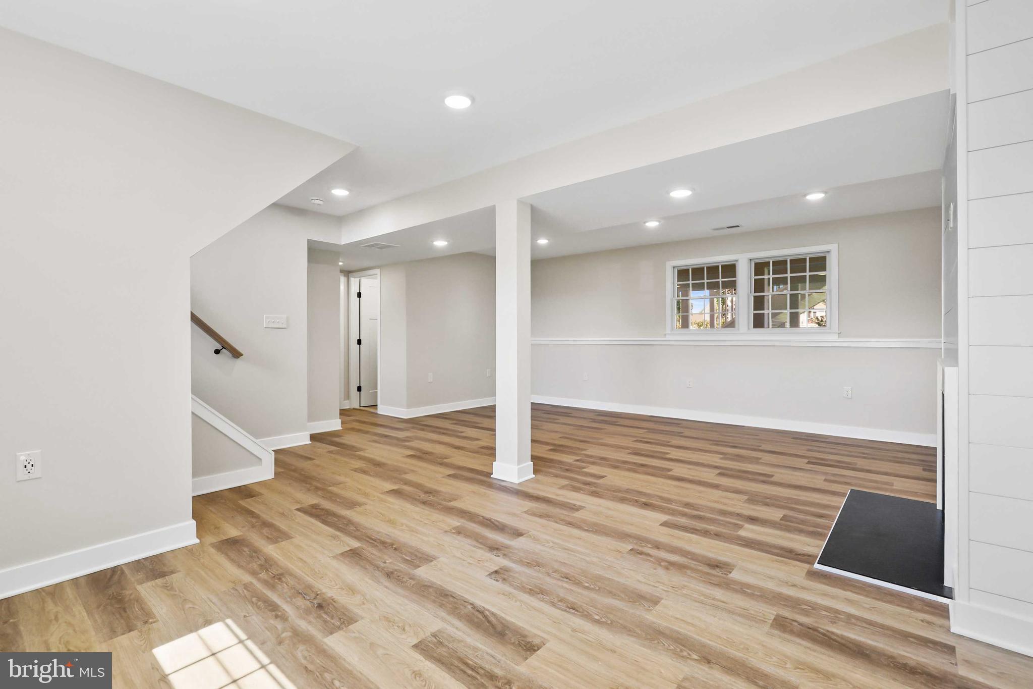 BRENTWOOD PARK - Residential