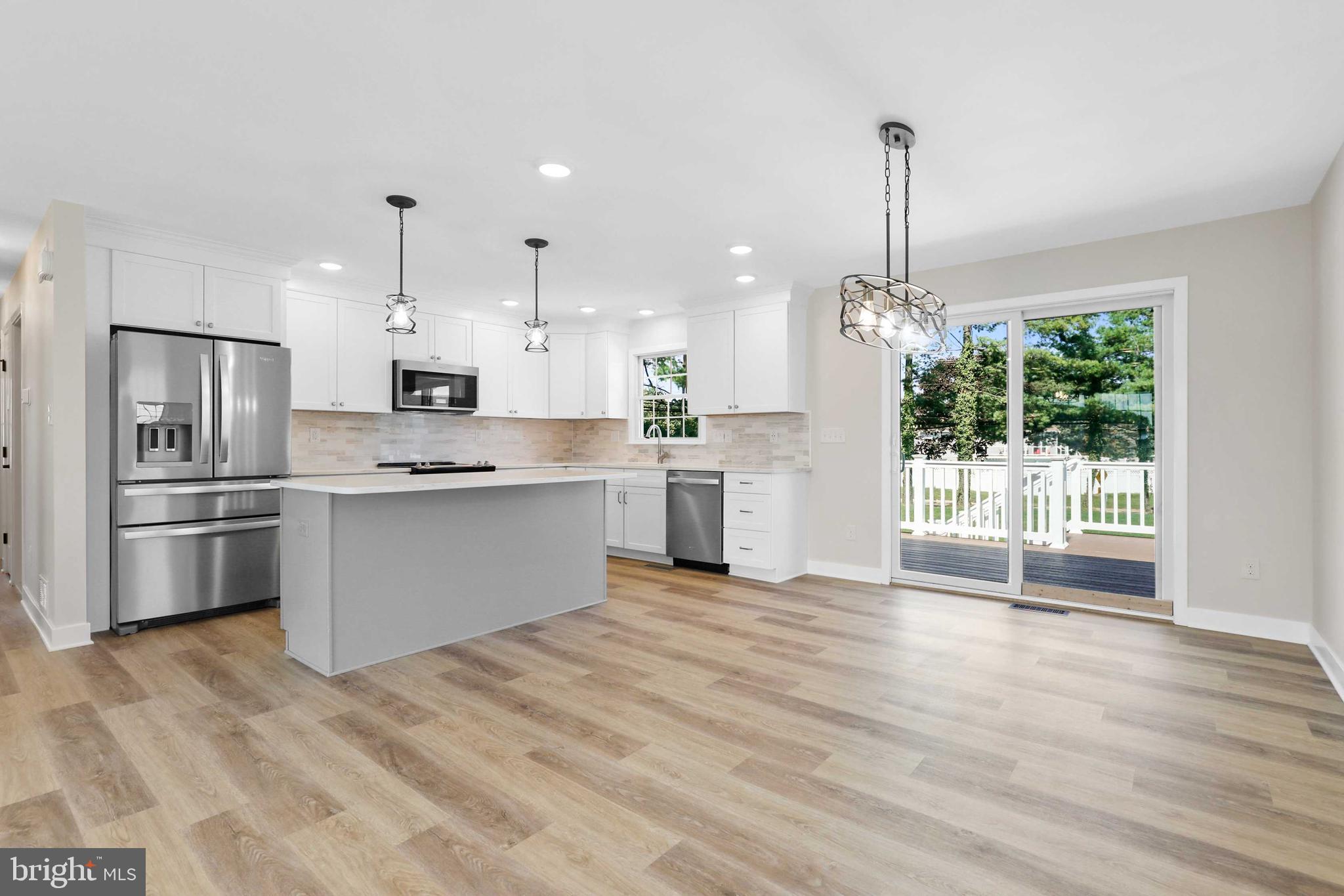BRENTWOOD PARK - Residential