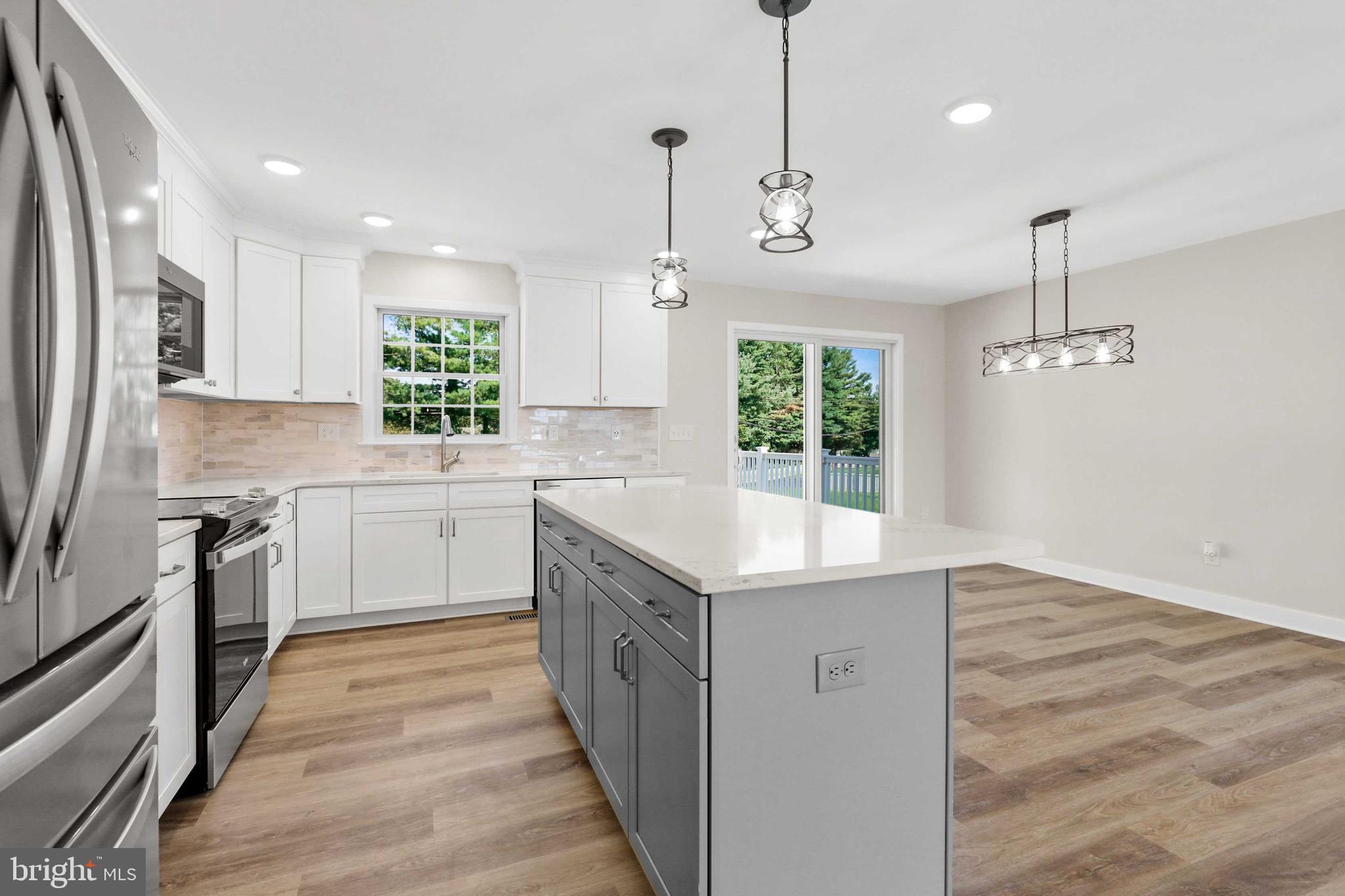 BRENTWOOD PARK - Residential