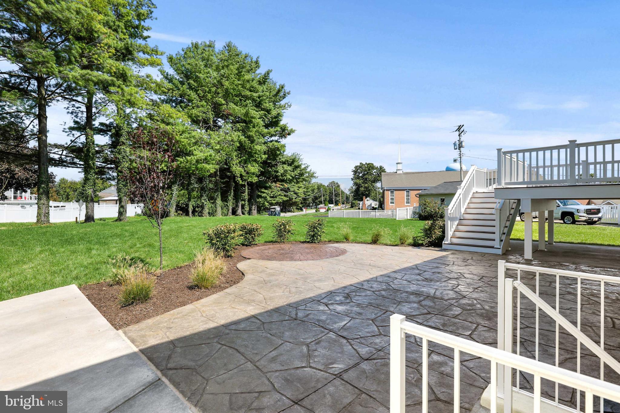 BRENTWOOD PARK - Residential