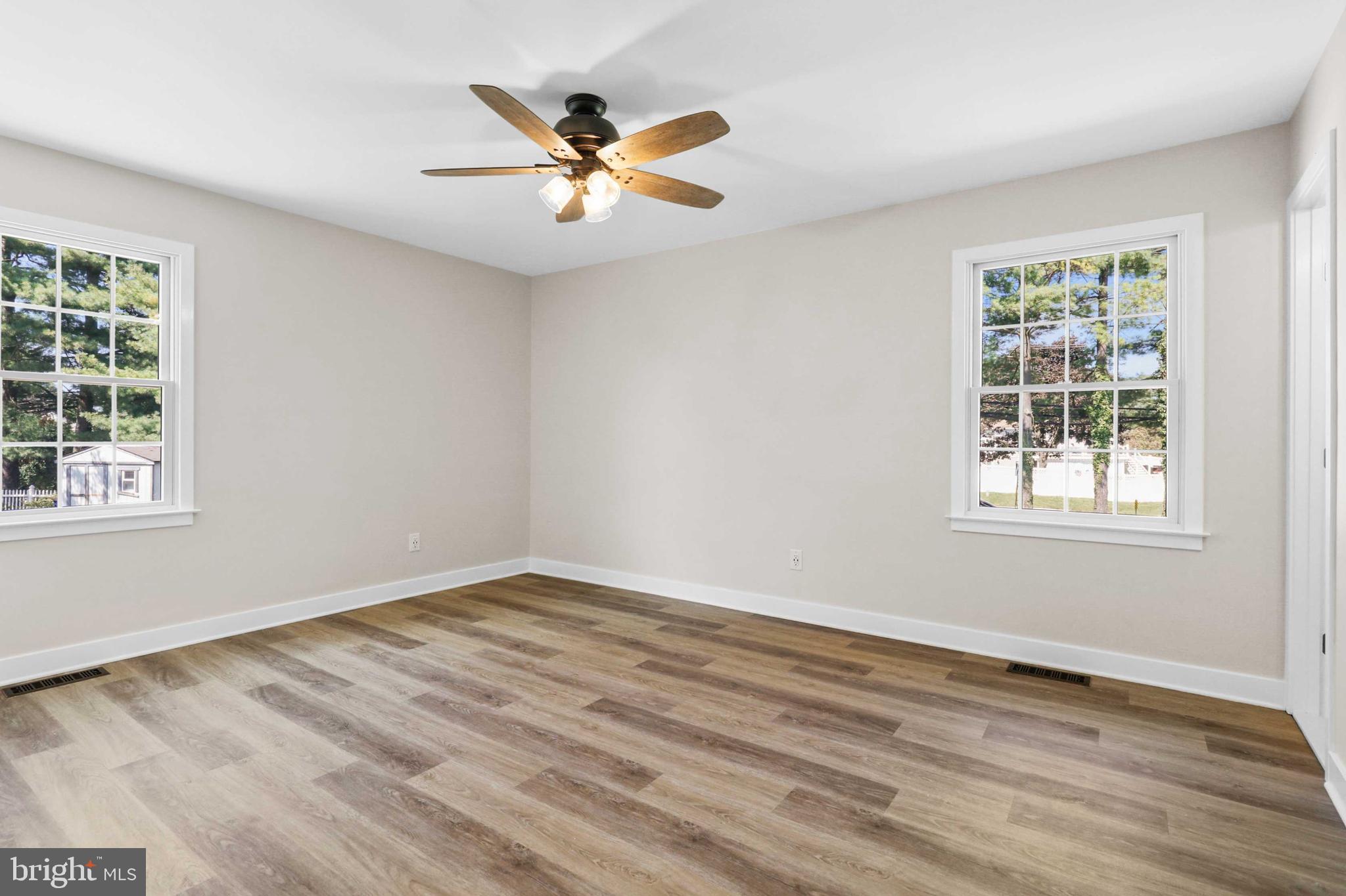 BRENTWOOD PARK - Residential