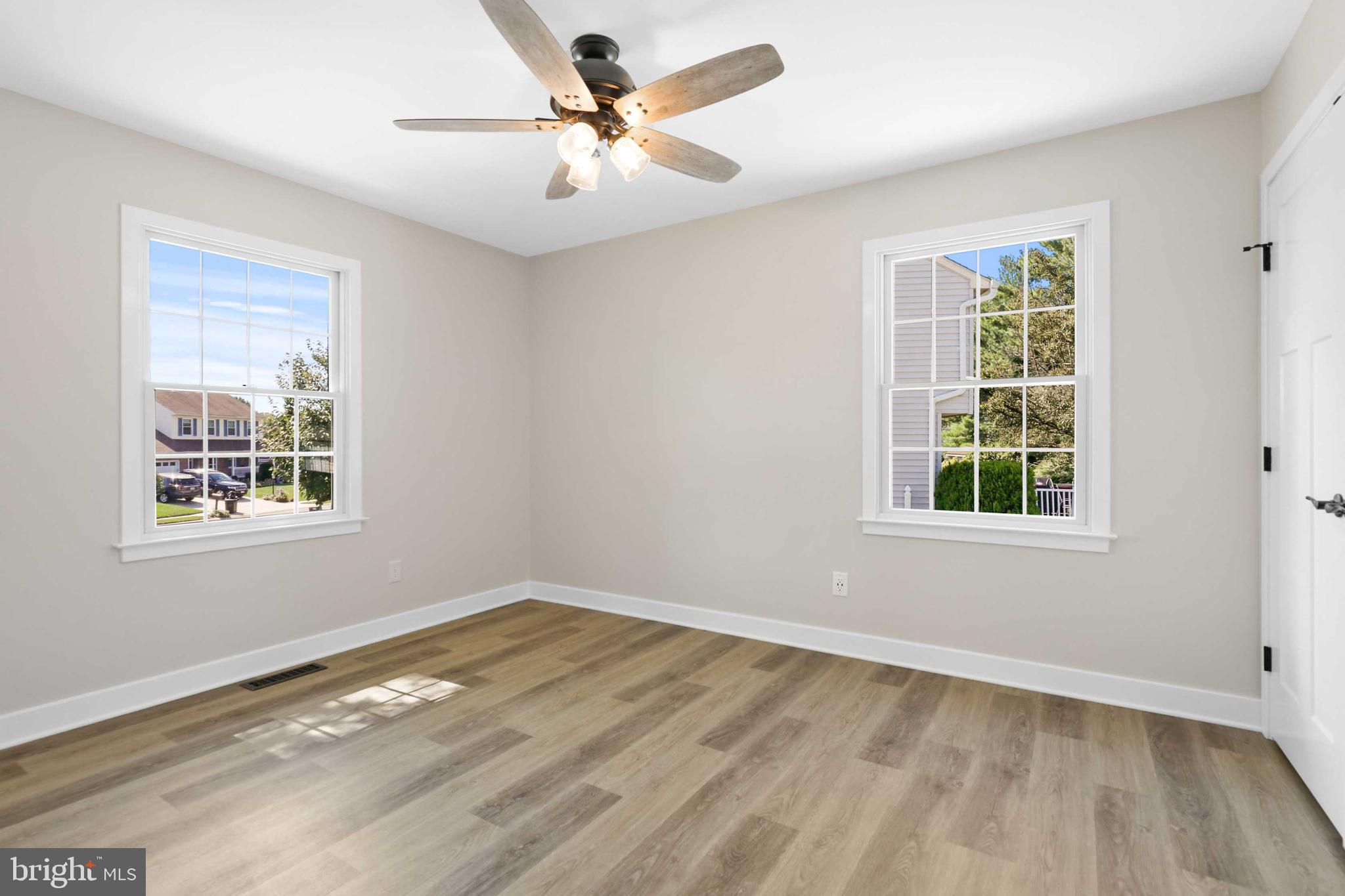 BRENTWOOD PARK - Residential