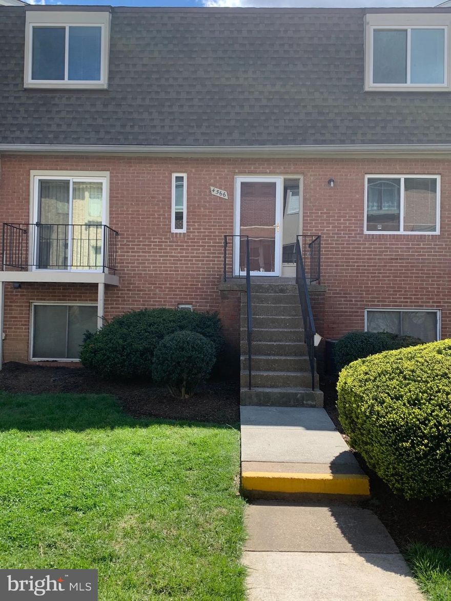 Perfect location, Freshly painted 2 Br. & 2Baths 2 level condo in Annandale, Large master bedroom entry way, New refrigerator to be replaced, new cabinets and countertops, new windows, new balcony door and new front door. Walk to bus stop, Easy access to Beltway and Shopping / Dining.
