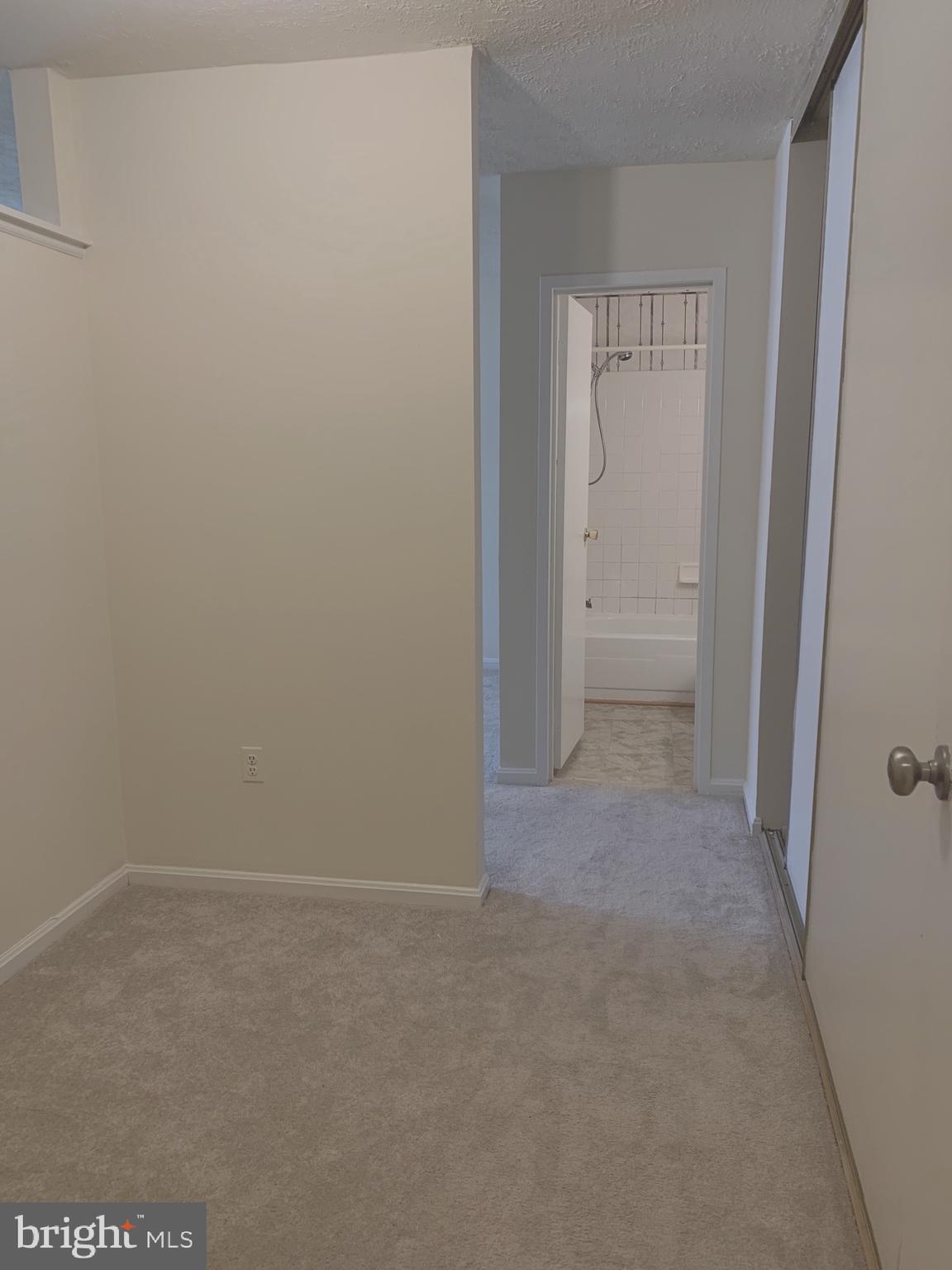 TERRACE TOWNHOUSES OF ANNANDALE - Residential Lease