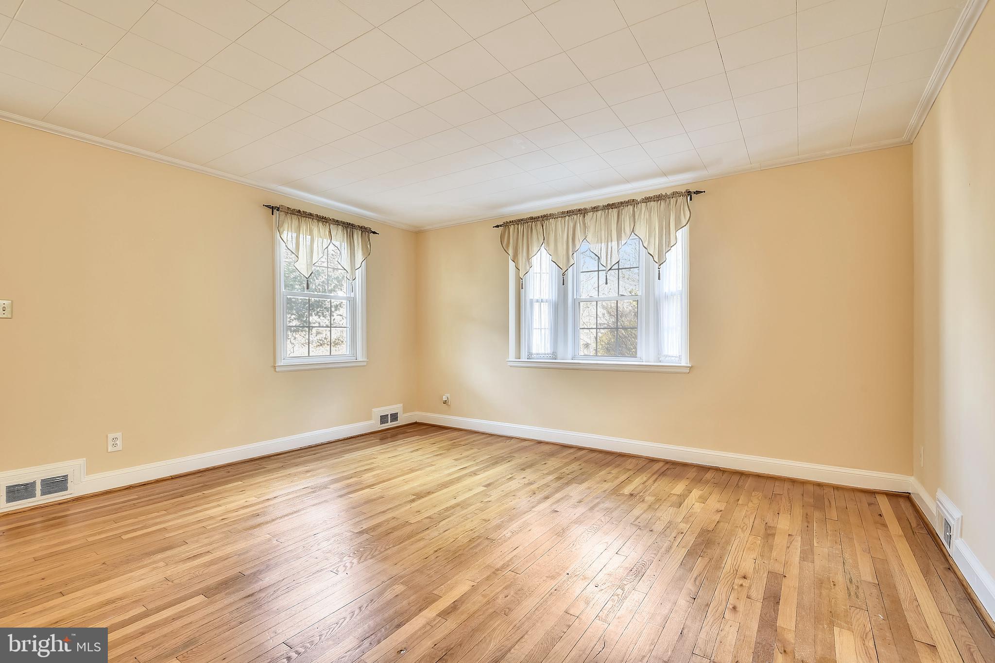 NORTHWOOD - Residential Lease