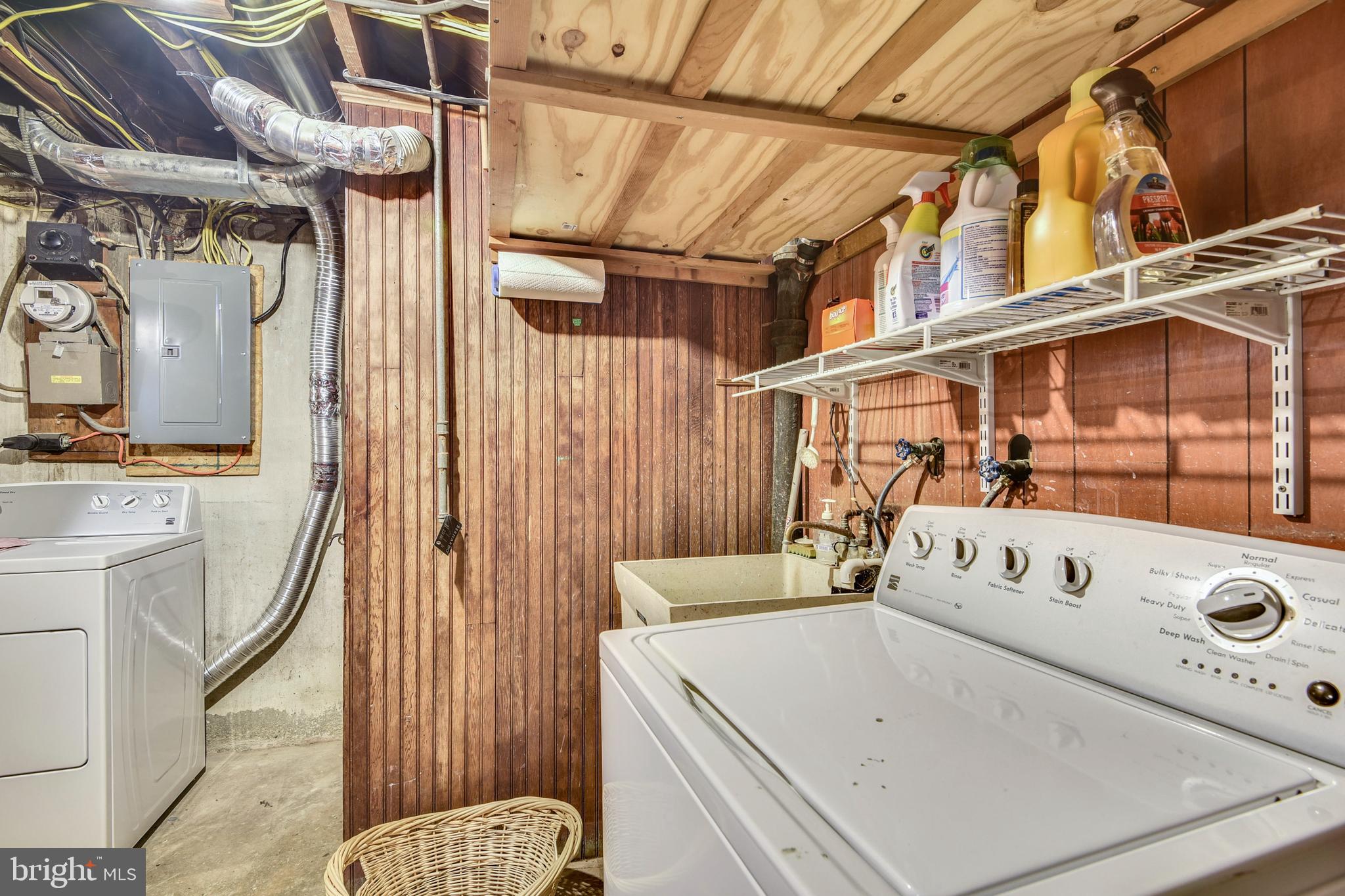 NORTHWOOD - Residential Lease