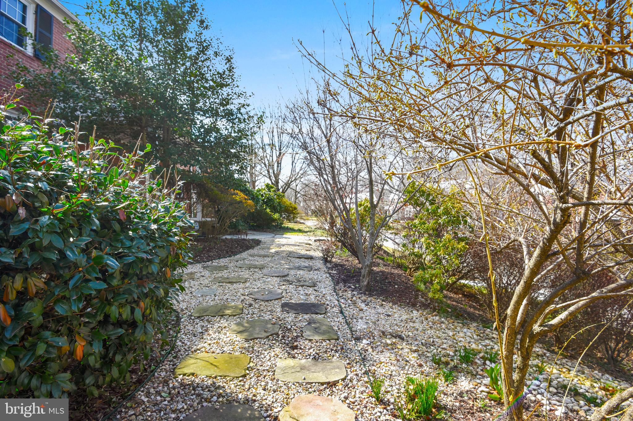 NORTHWOOD - Residential Lease