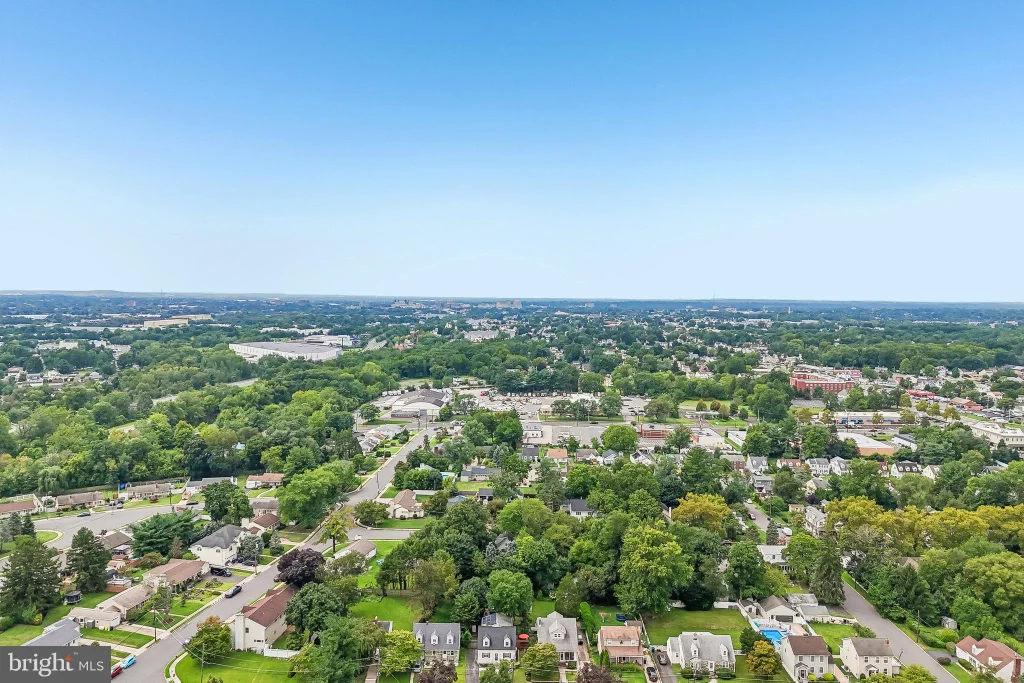 707 President Avenue, Lawrence, NJ 08648