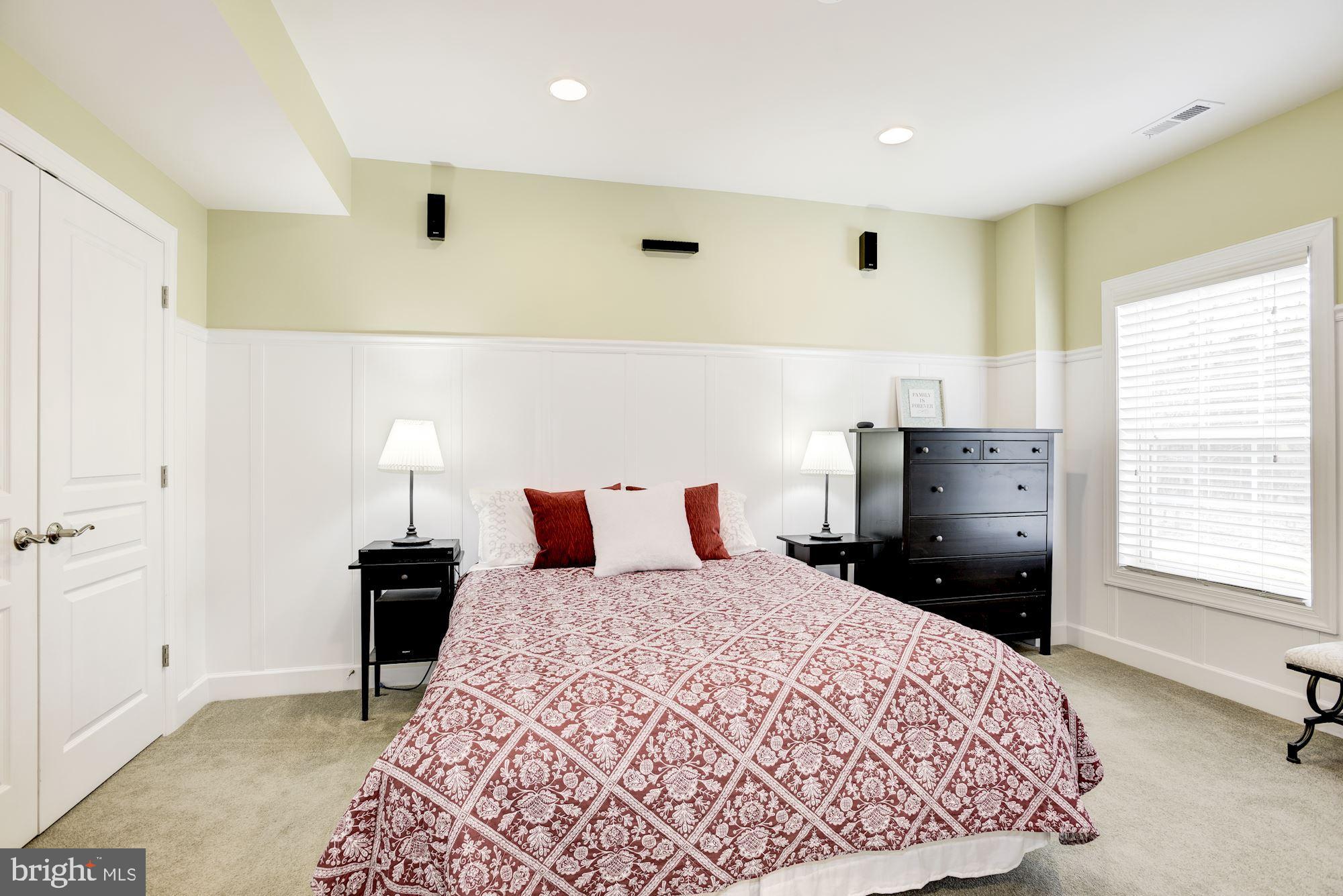 RESERVOIR RIDGE - Residential