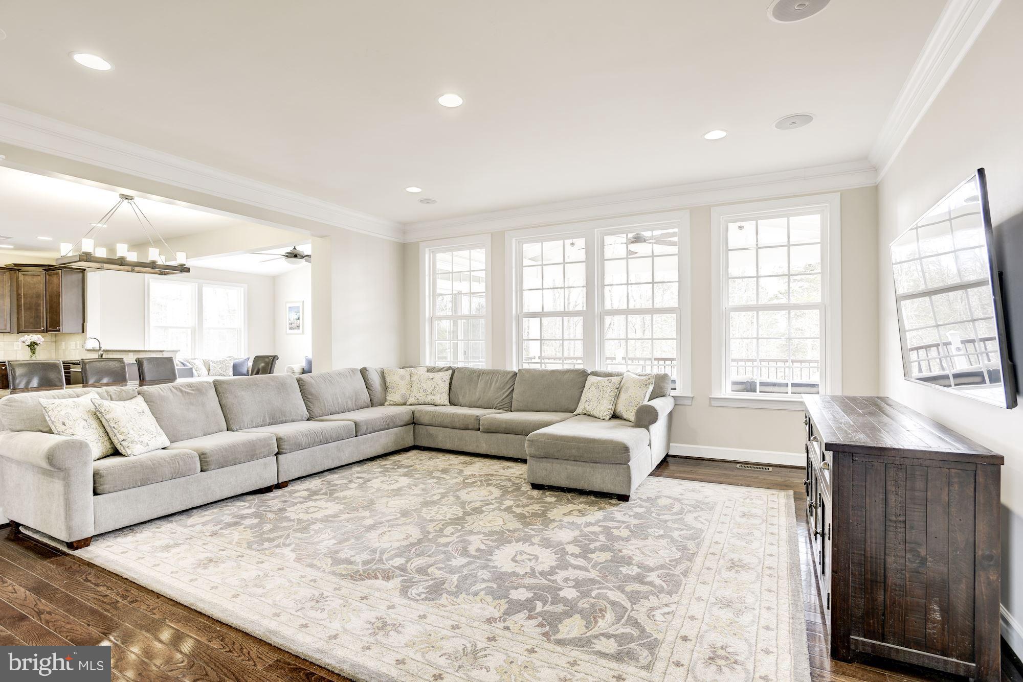 RESERVOIR RIDGE - Residential