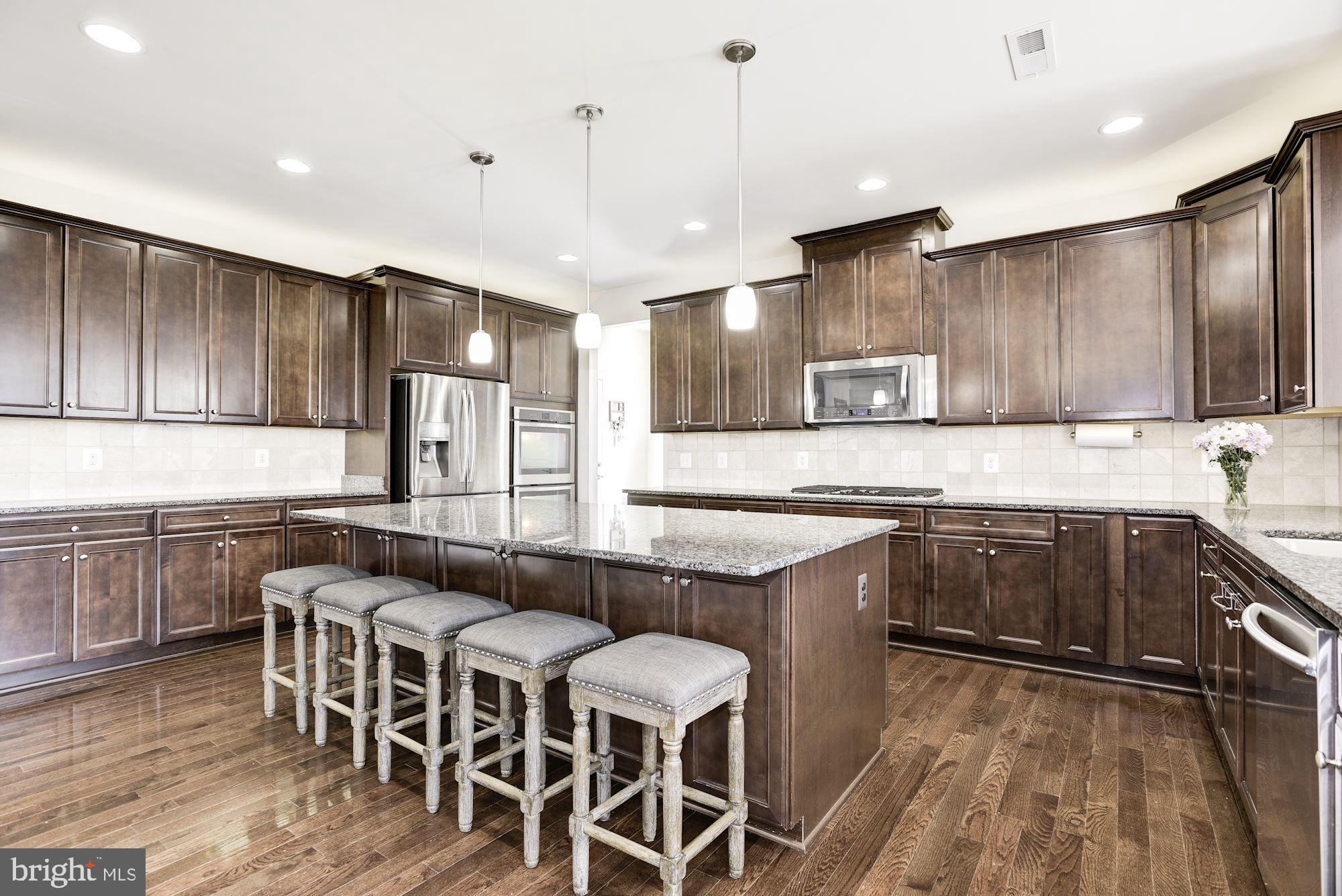 RESERVOIR RIDGE - Residential