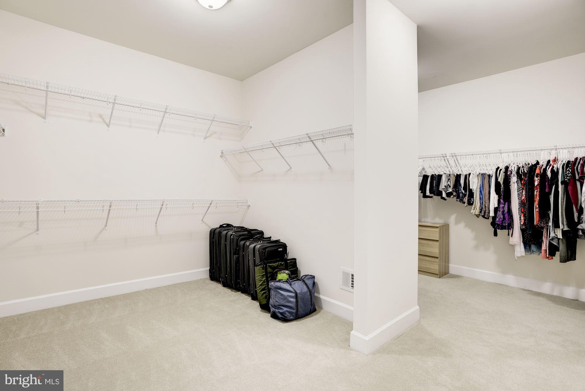 RESERVOIR RIDGE - Residential