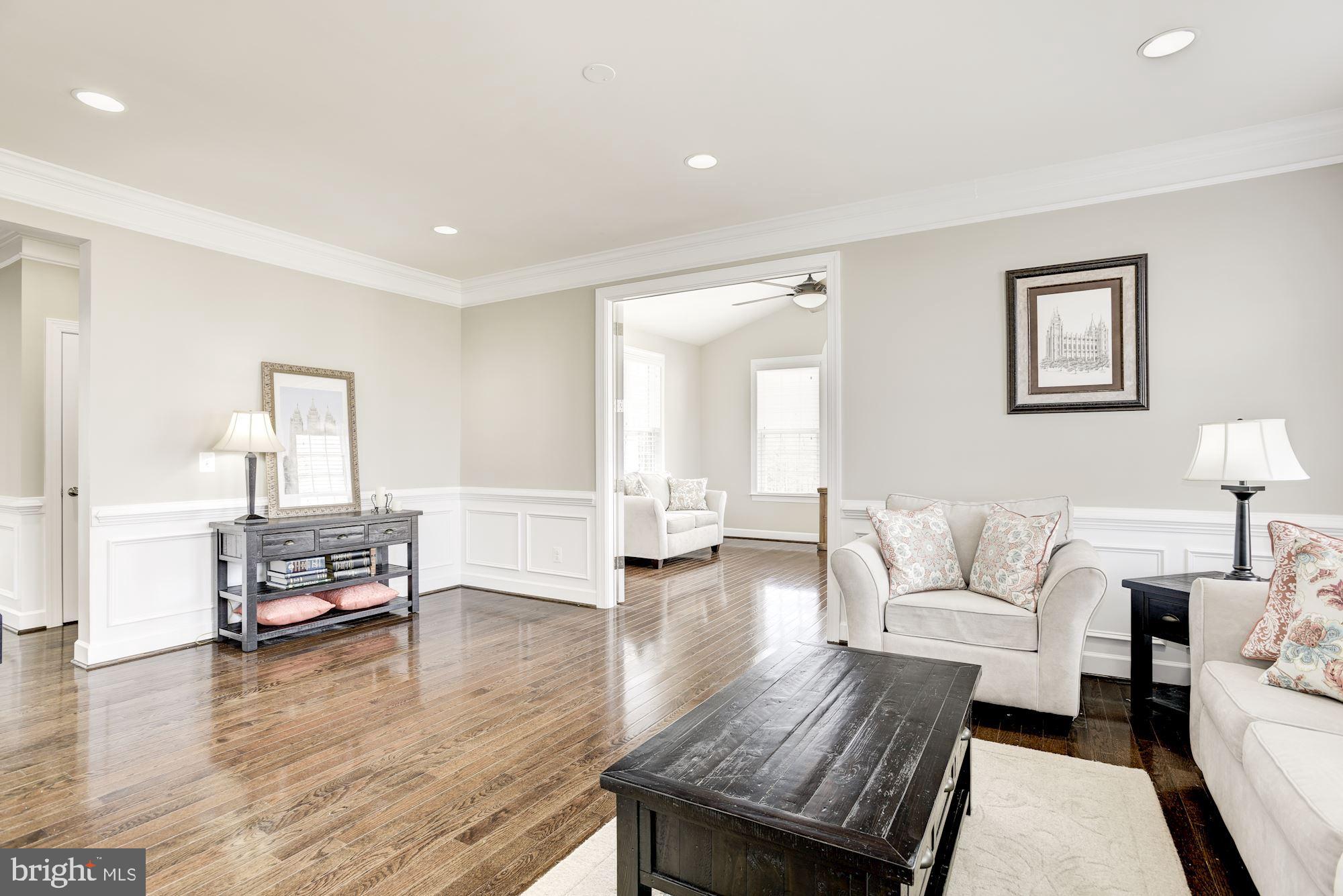 RESERVOIR RIDGE - Residential