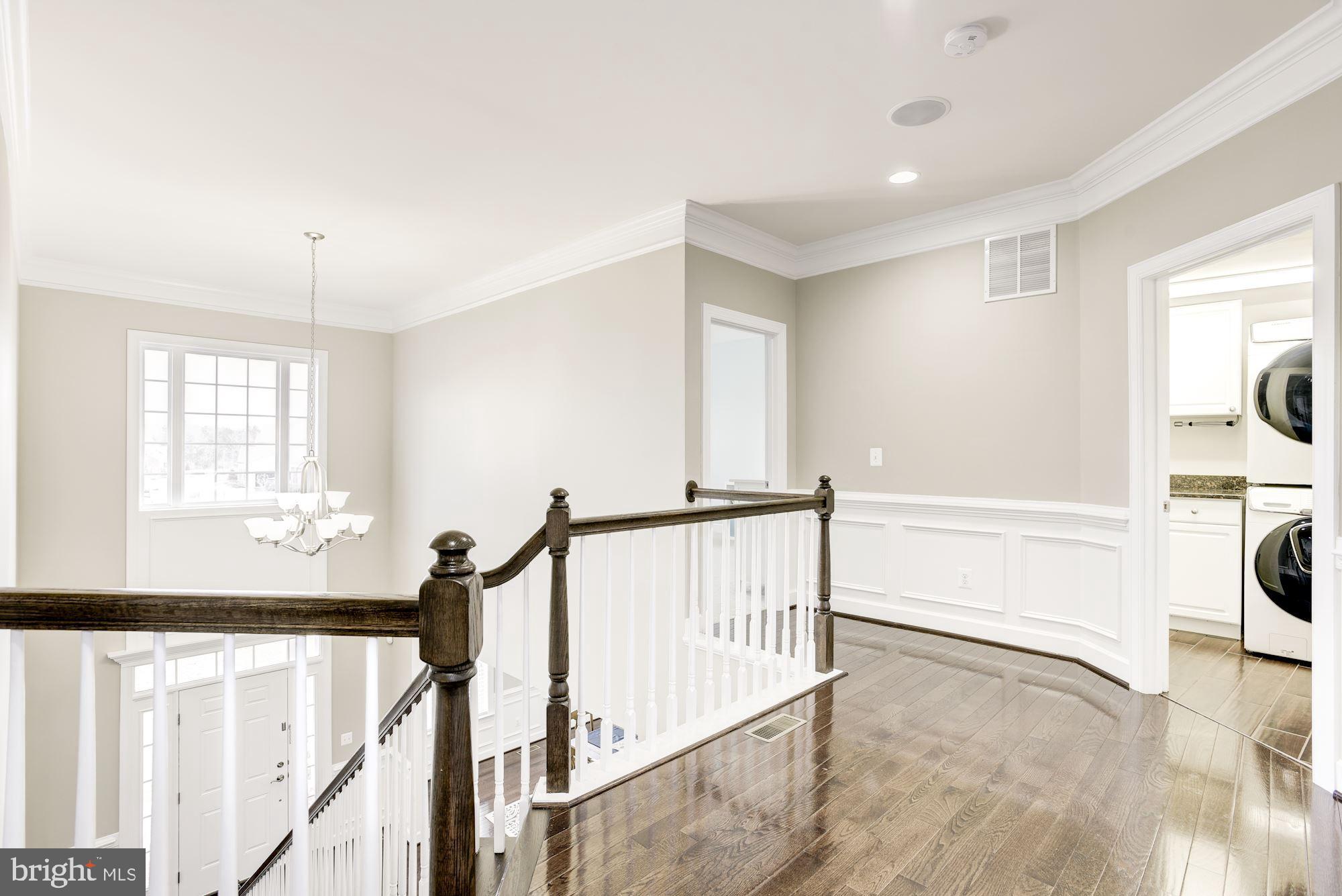 RESERVOIR RIDGE - Residential