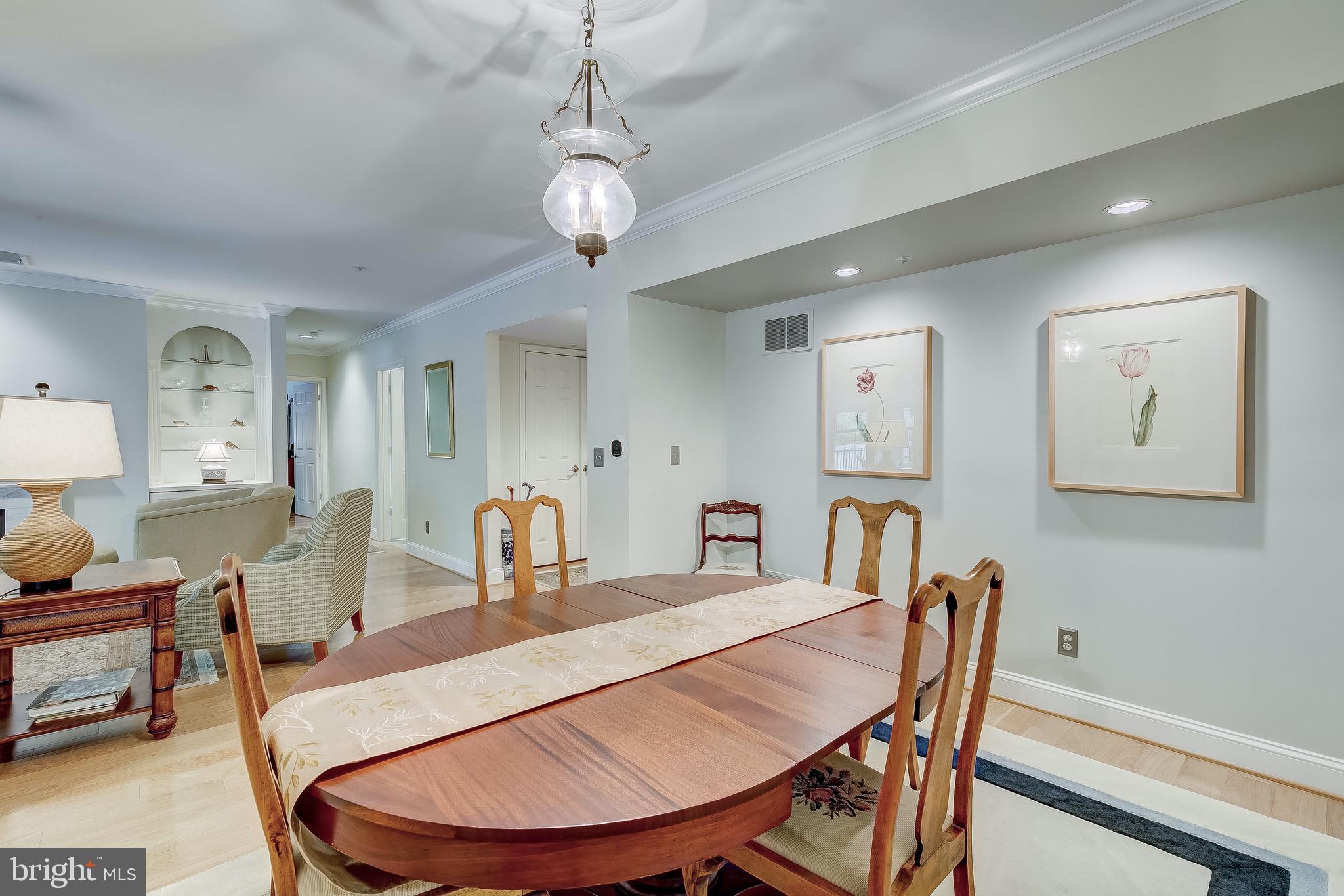 BELMONT FOREST - Residential