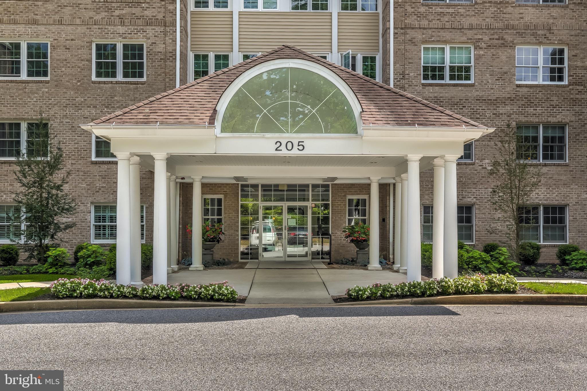 BELMONT FOREST - Residential