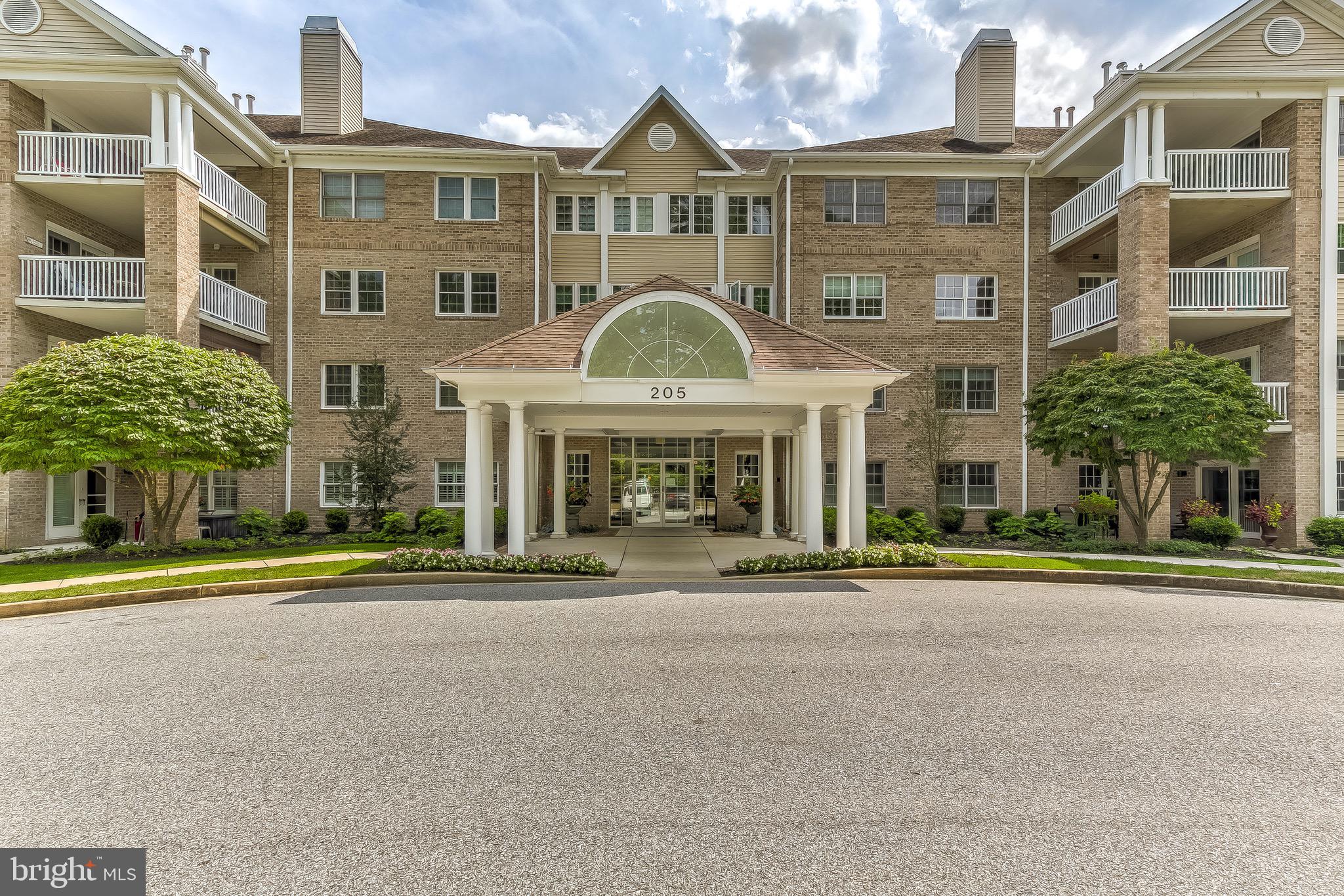 BELMONT FOREST - Residential