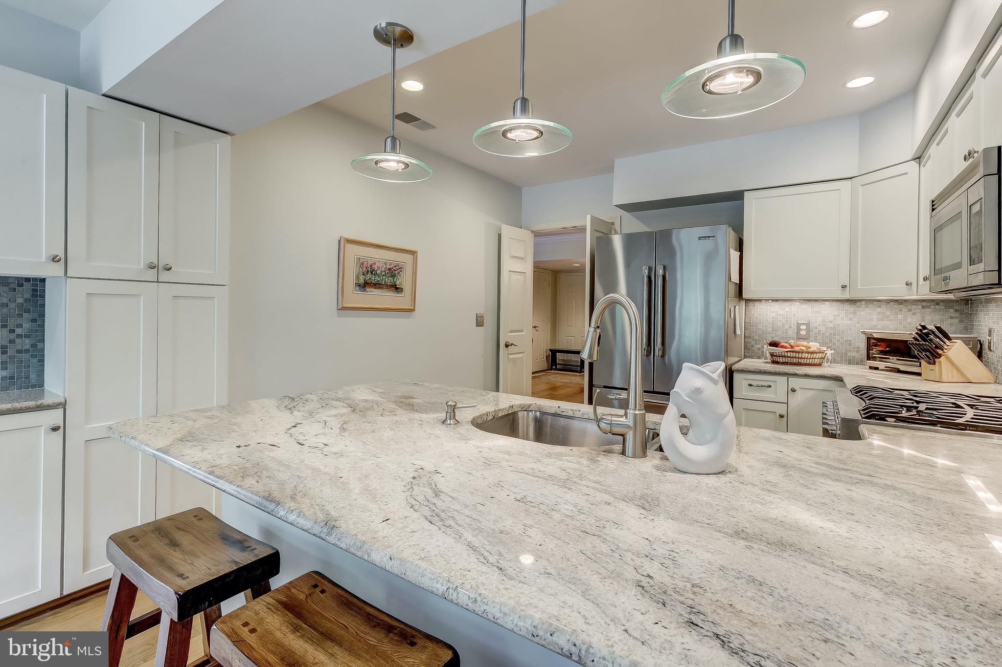 BELMONT FOREST - Residential