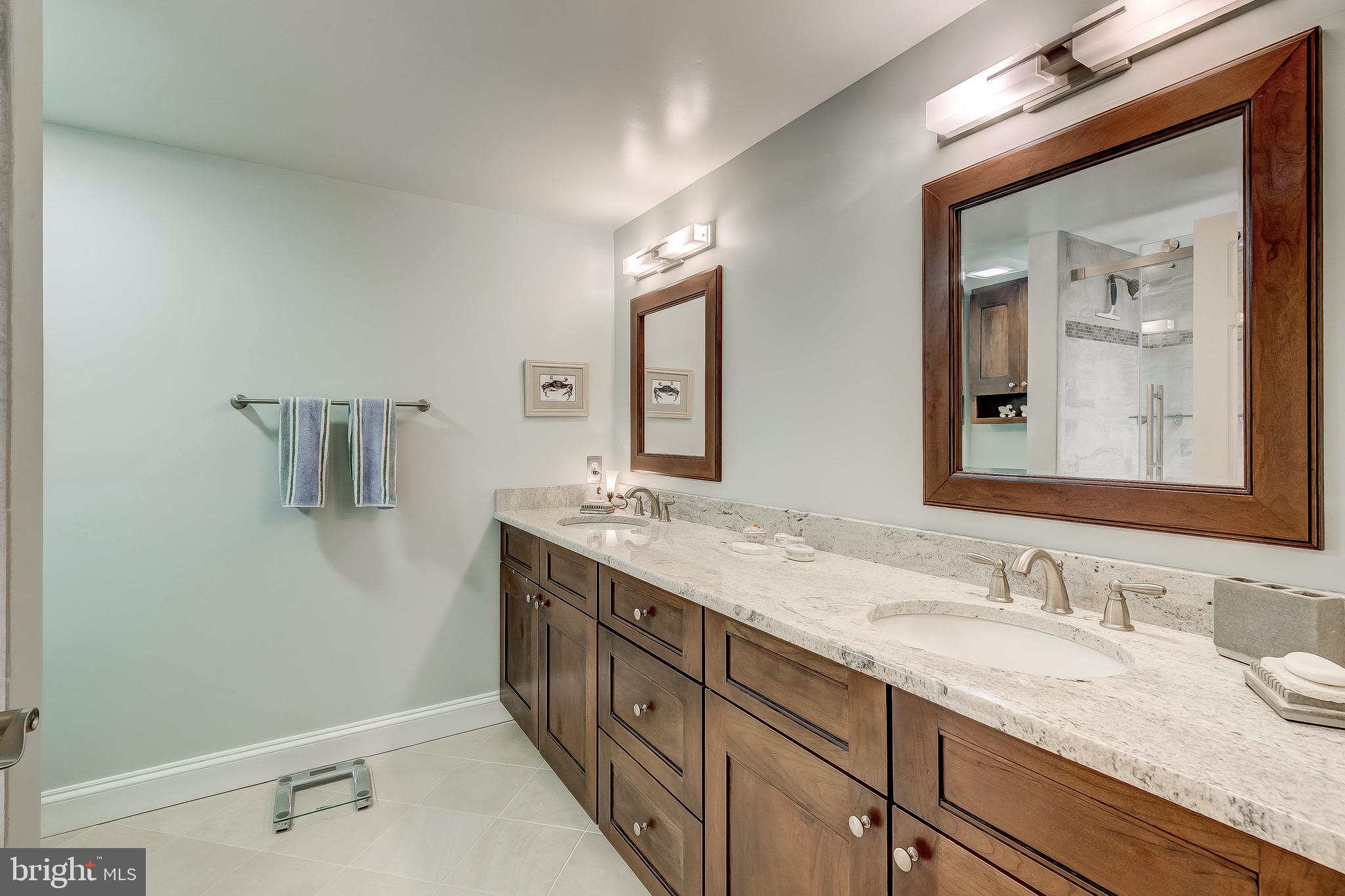 BELMONT FOREST - Residential