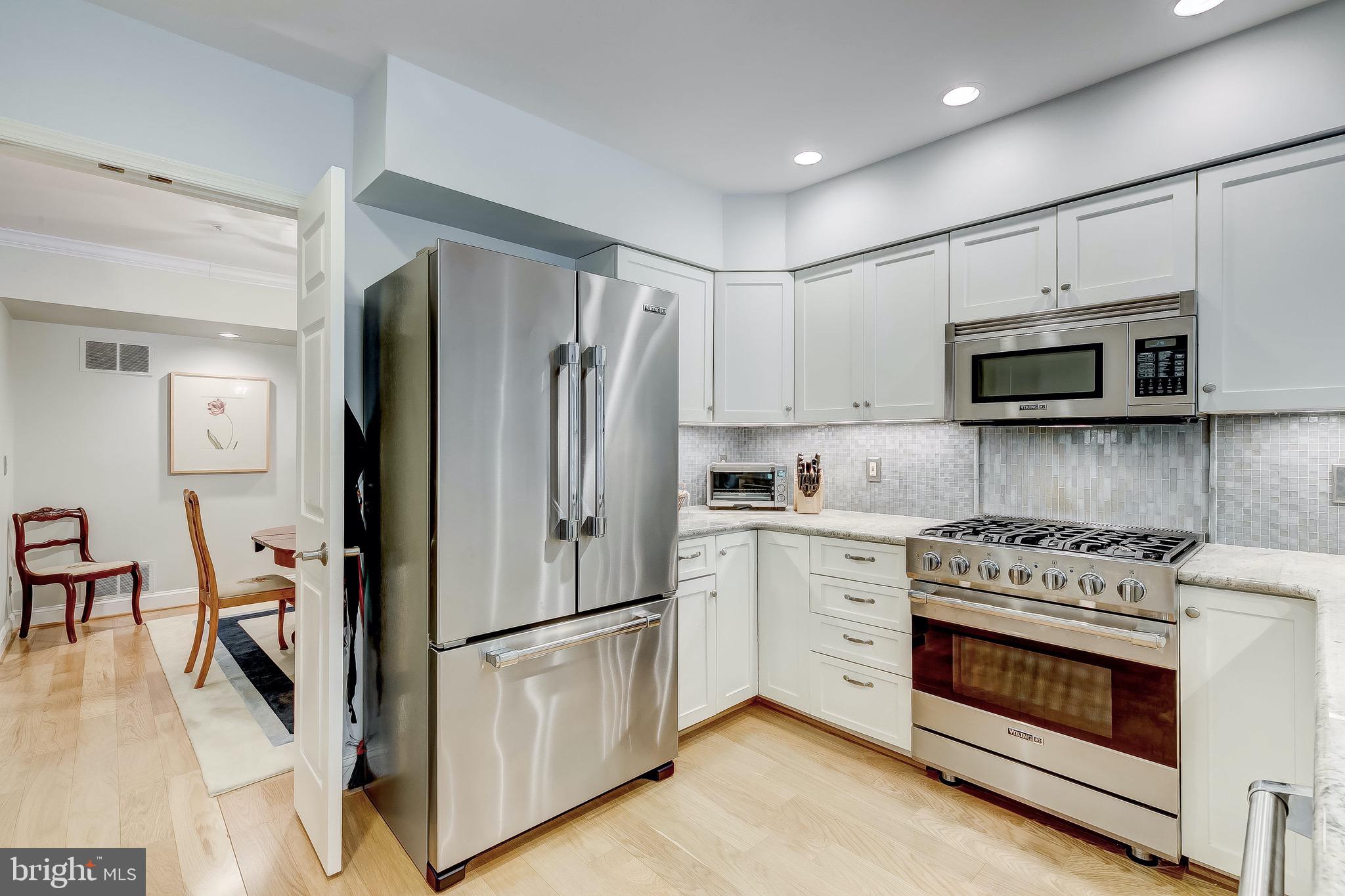 BELMONT FOREST - Residential