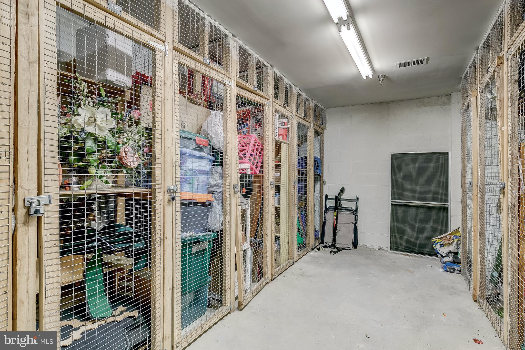 BELMONT FOREST - Residential