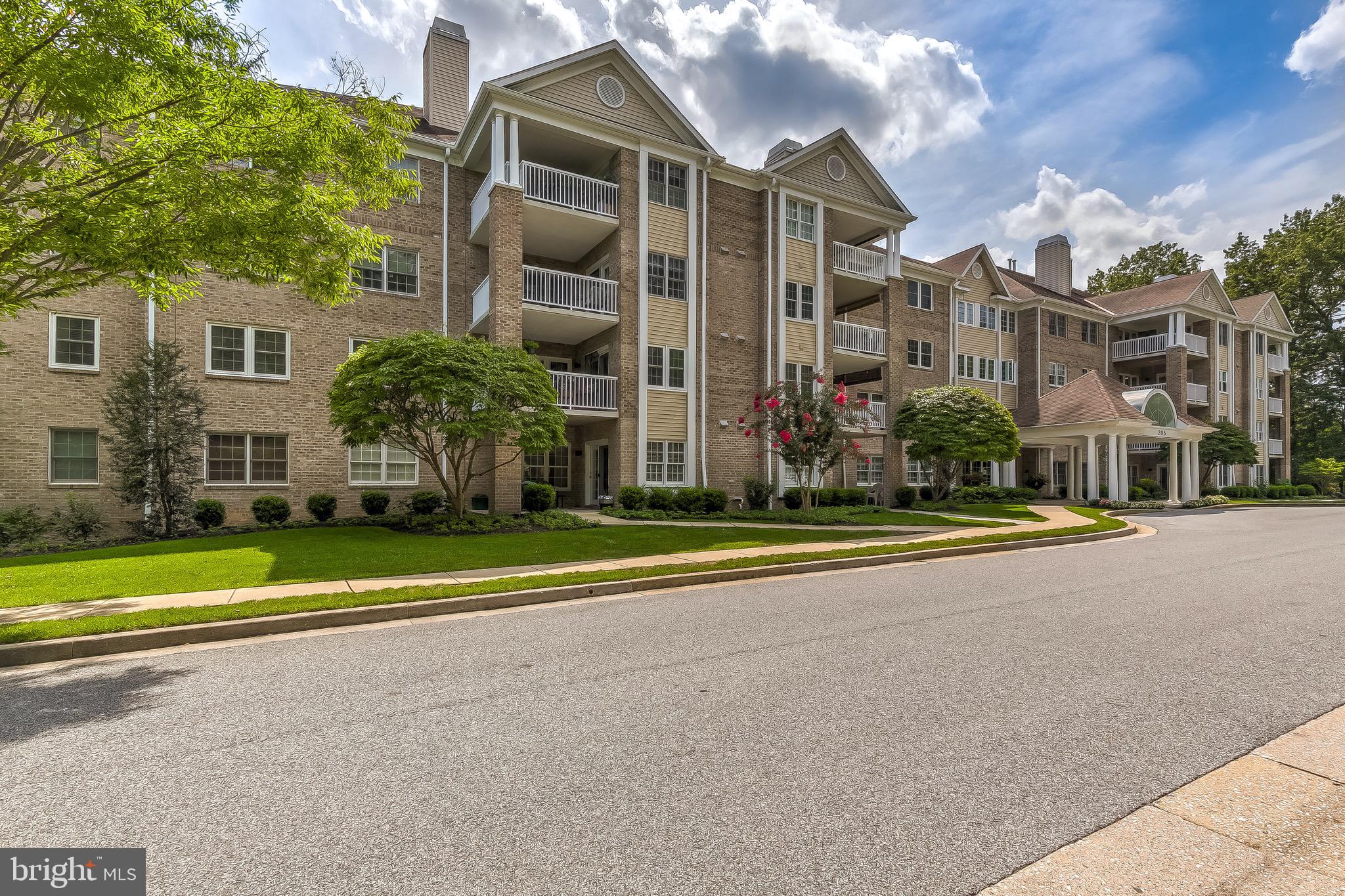 BELMONT FOREST - Residential