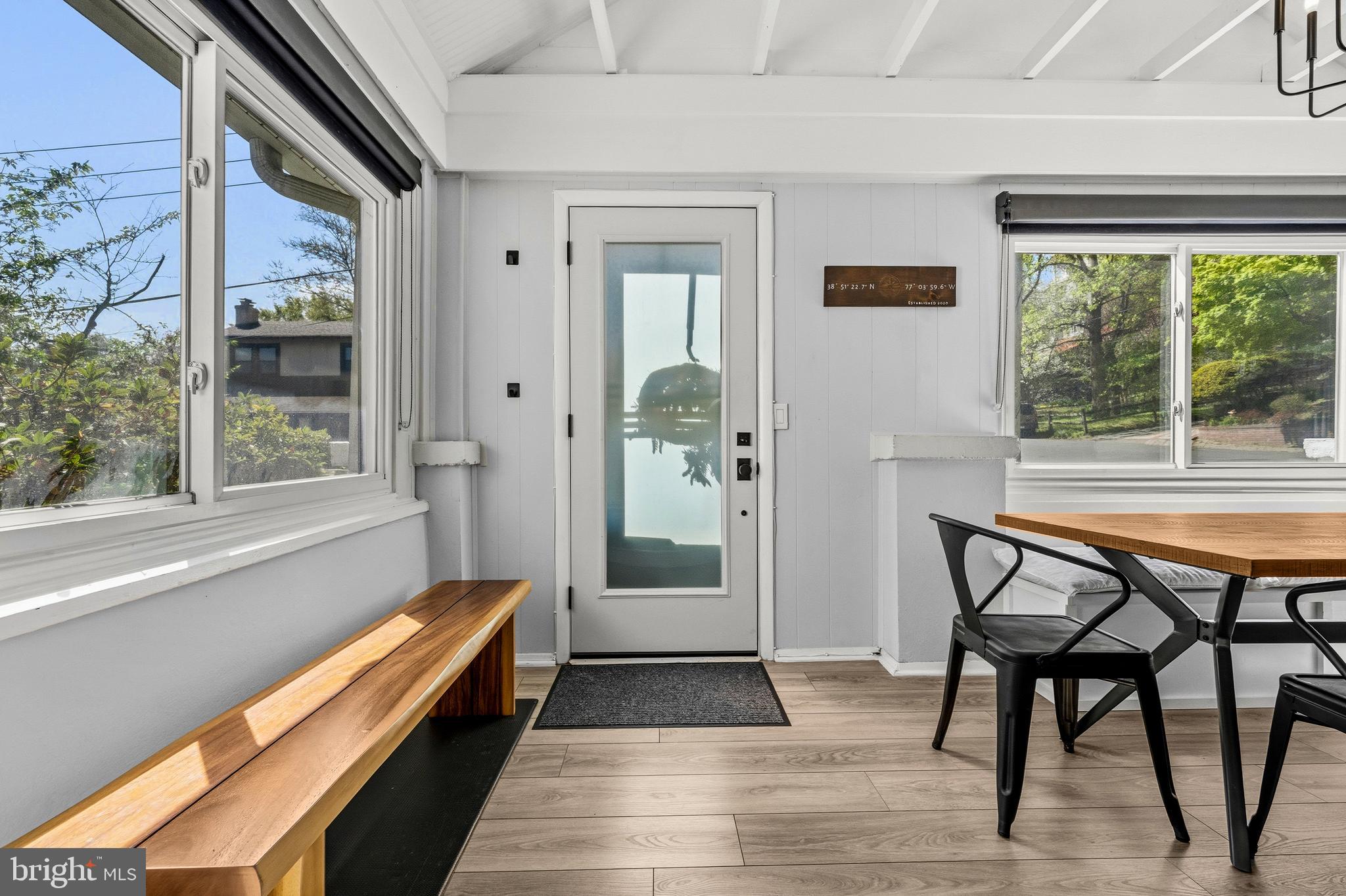 ADDISON HEIGHTS - Residential