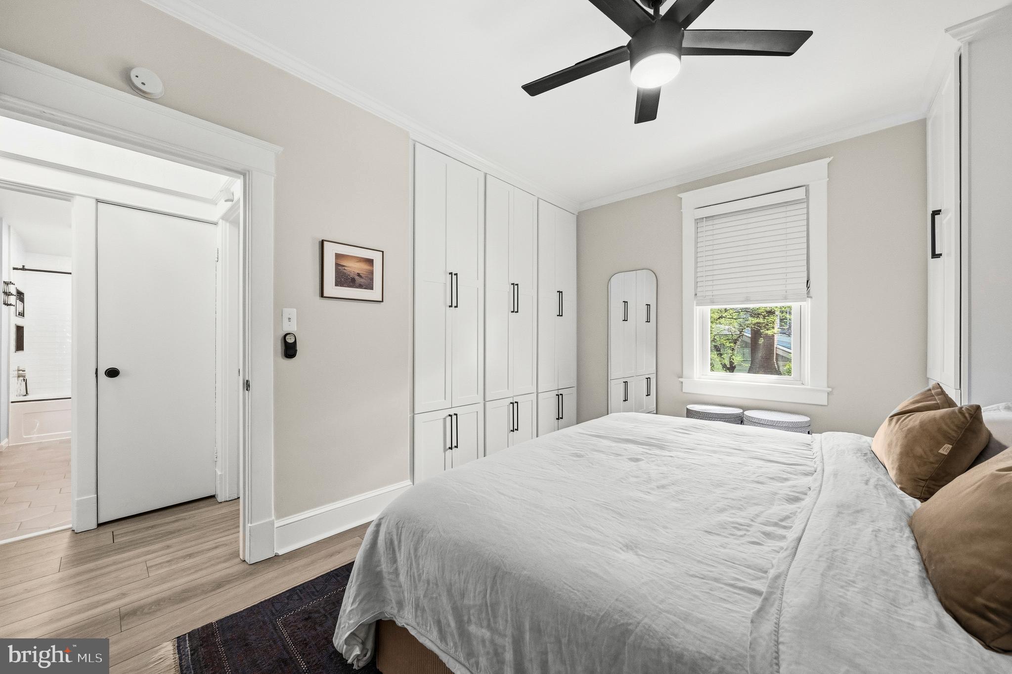 ADDISON HEIGHTS - Residential