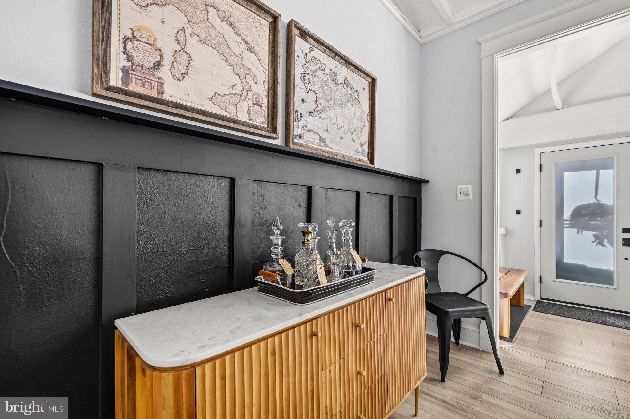 ADDISON HEIGHTS - Residential