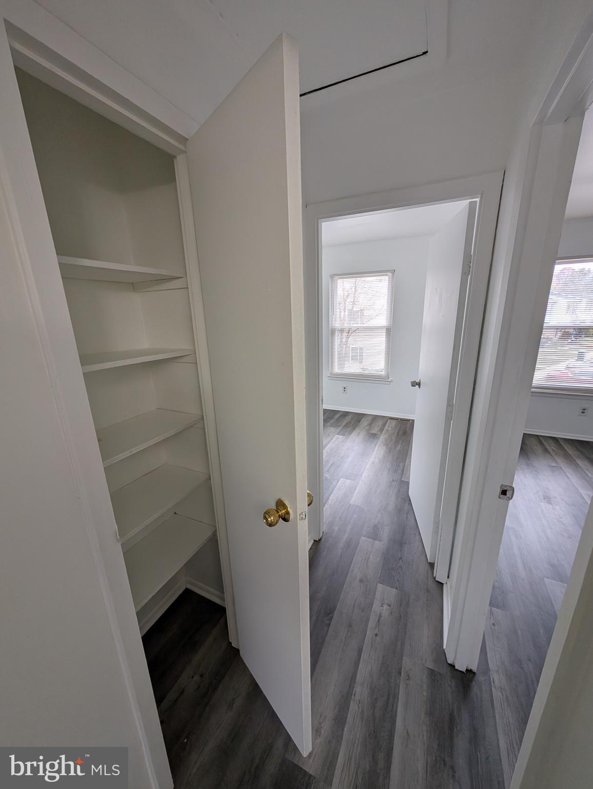 HARFORD SQUARE - Residential Lease