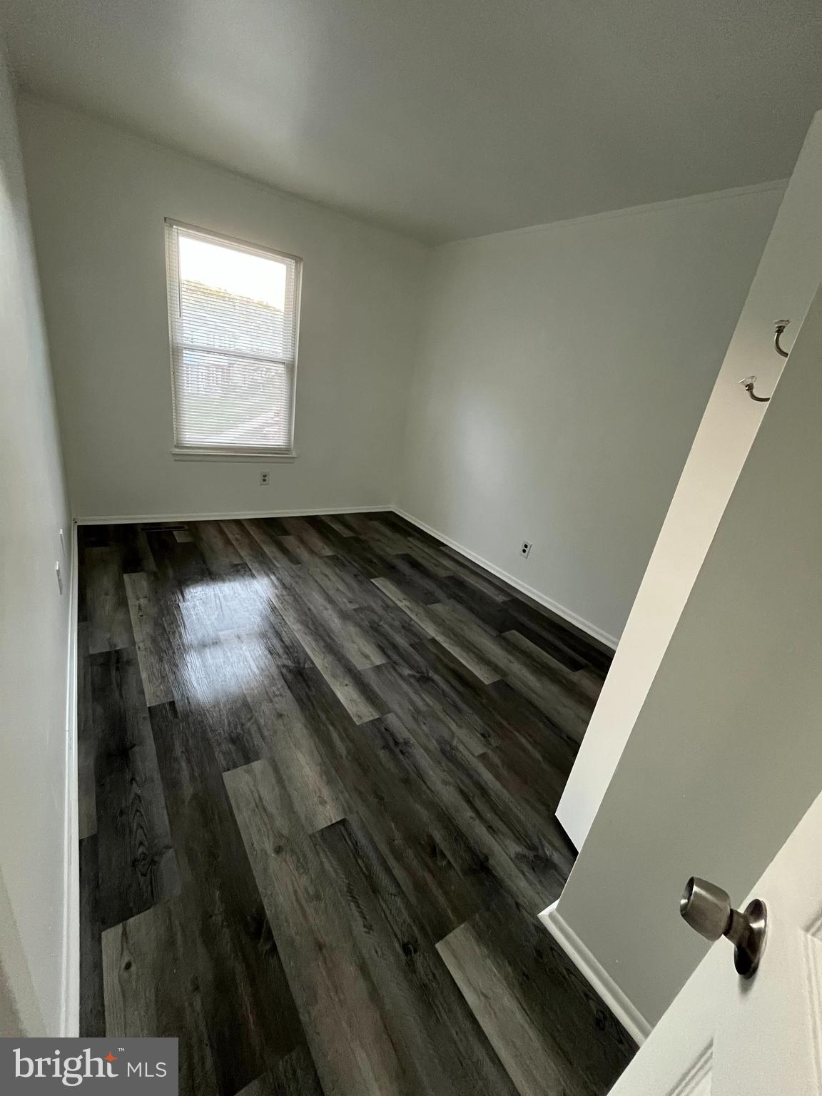 HARFORD SQUARE - Residential Lease