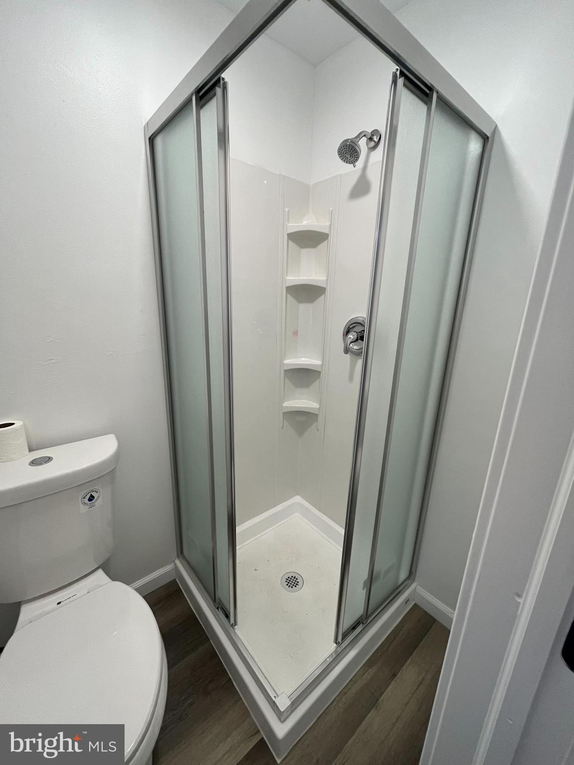 HARFORD SQUARE - Residential Lease