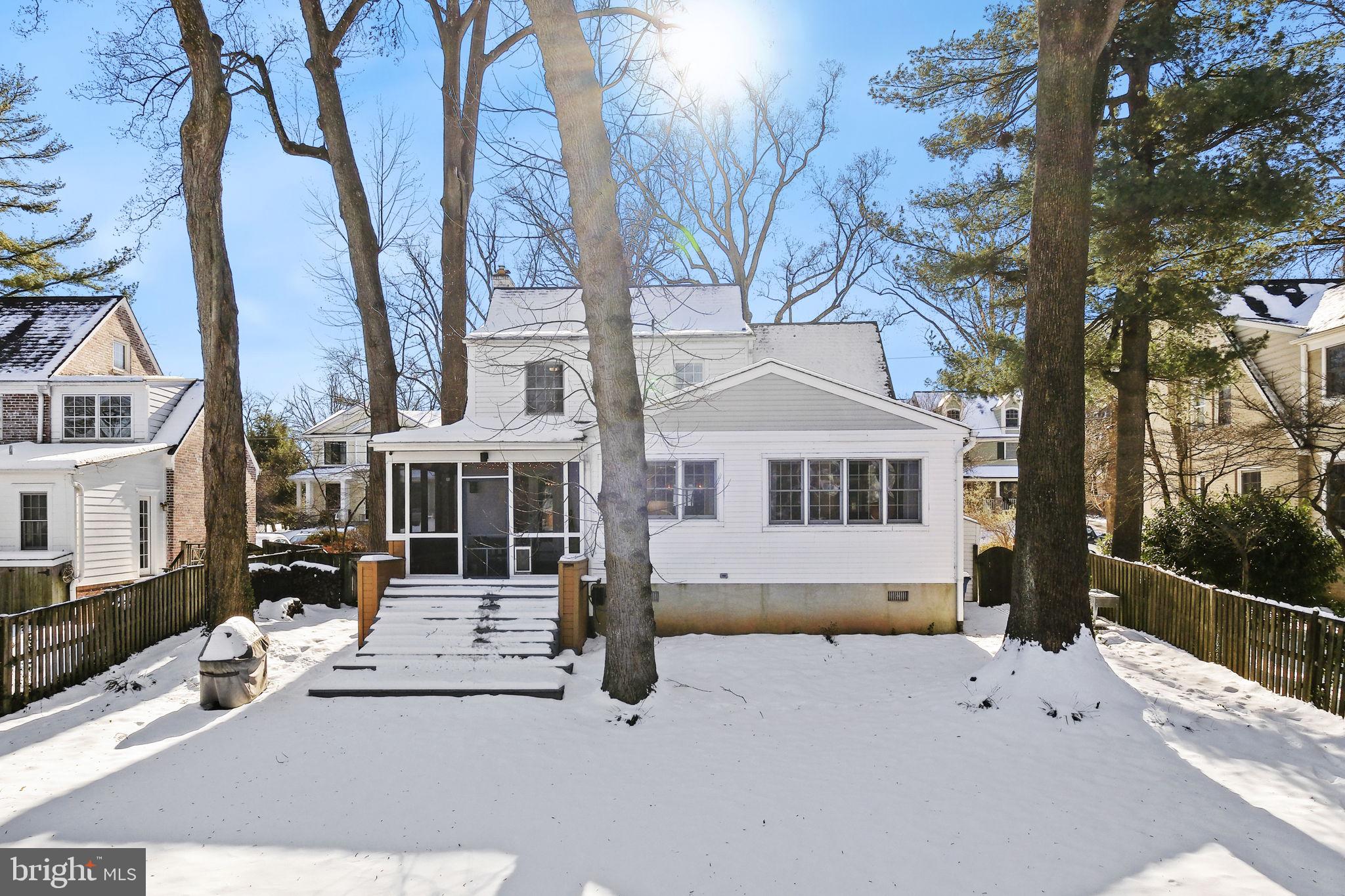 GREENWICH FOREST - Residential