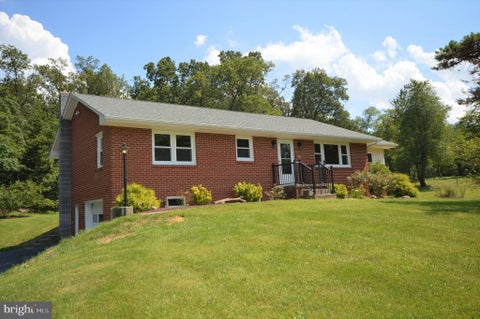 Homes For Rent - 5069 Middle Road<br/> Frederick County, WINCHESTER, VA 22602