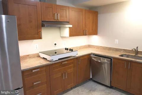 MLS: VAFX2327946