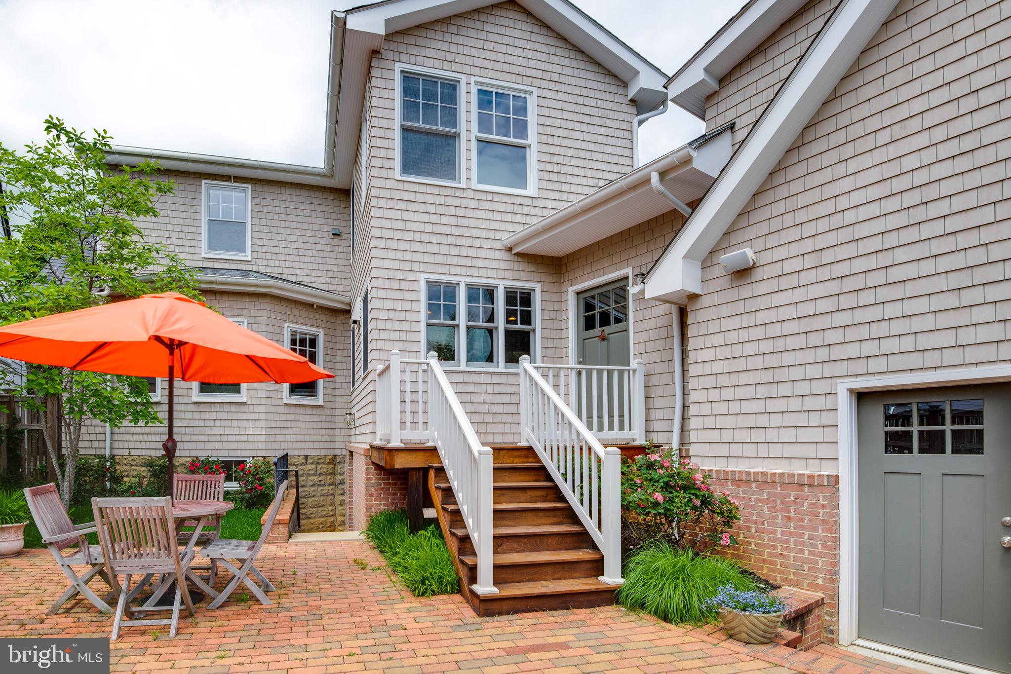 MURRAY HILL - Residential