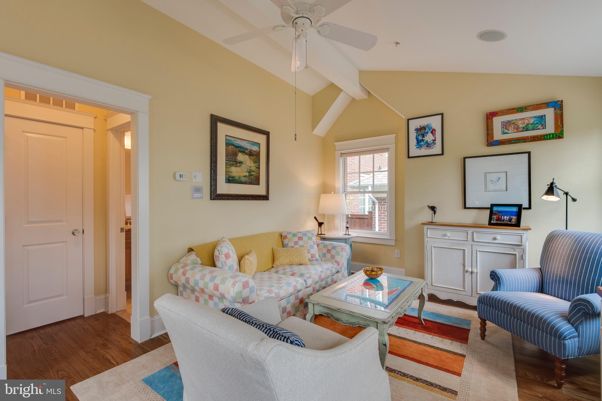 MURRAY HILL - Residential