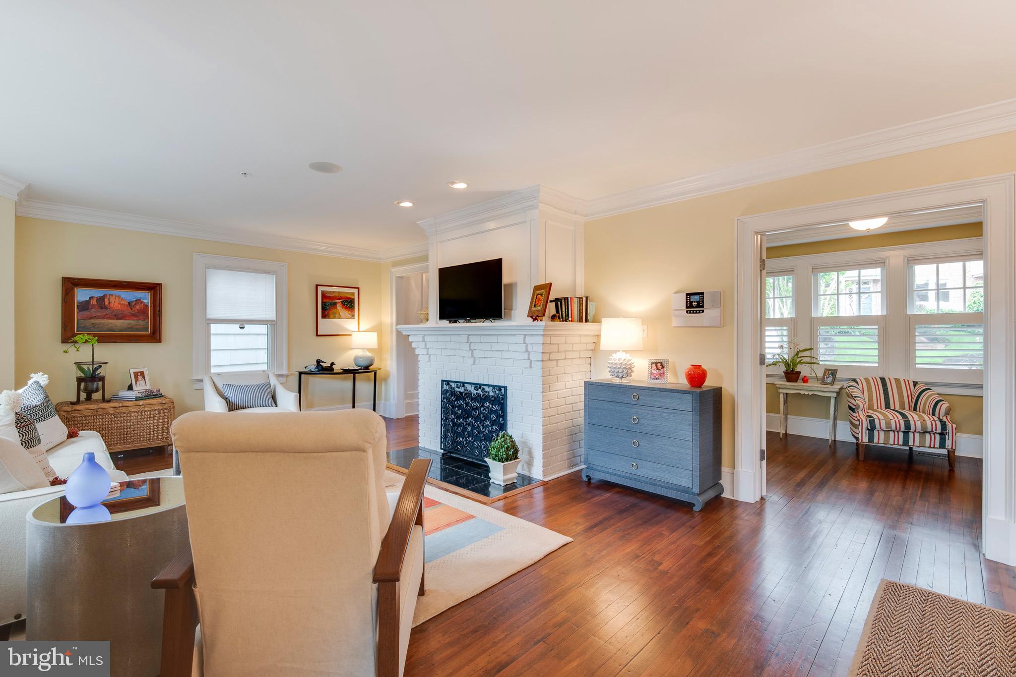 MURRAY HILL - Residential