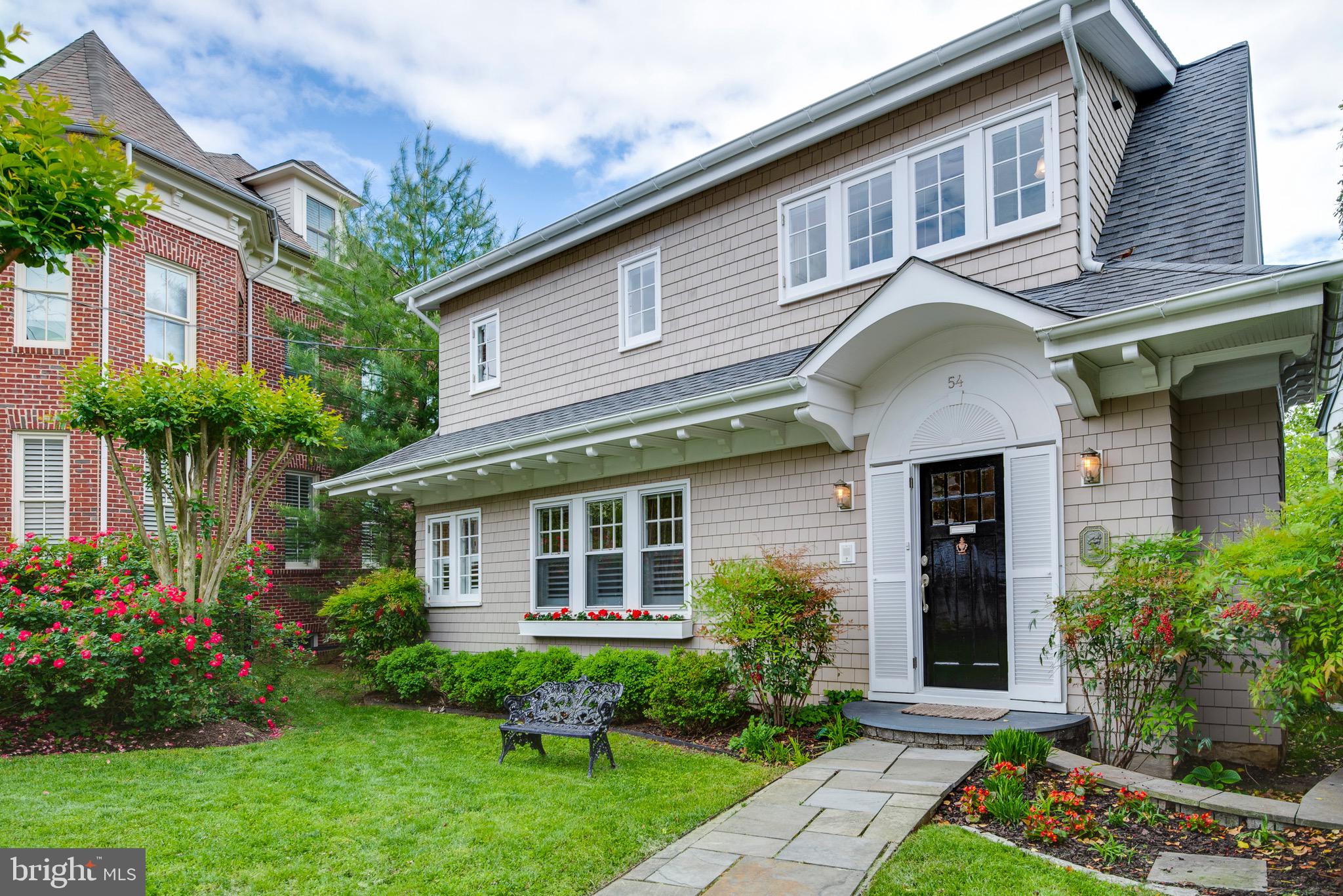 MURRAY HILL - Residential