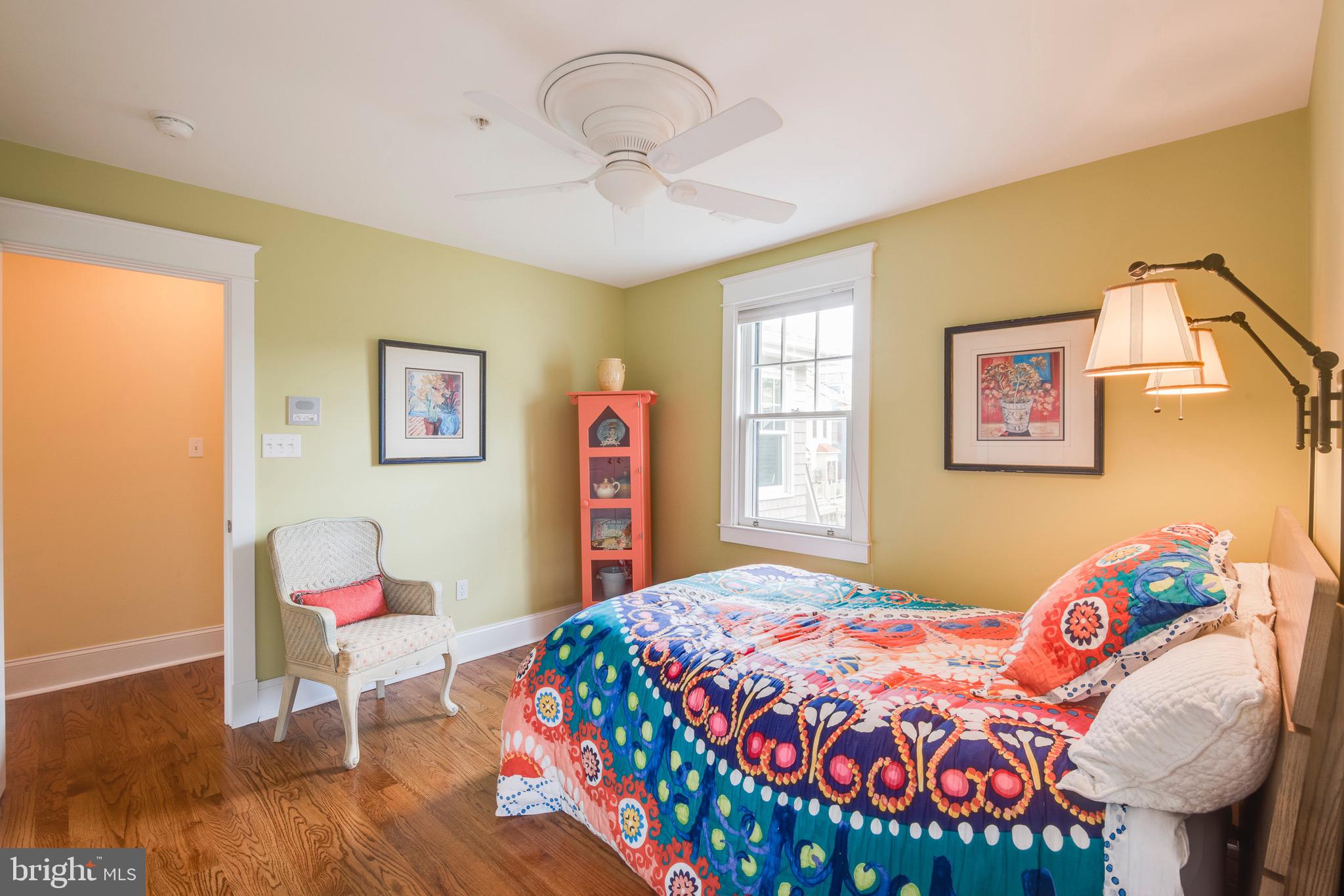 MURRAY HILL - Residential