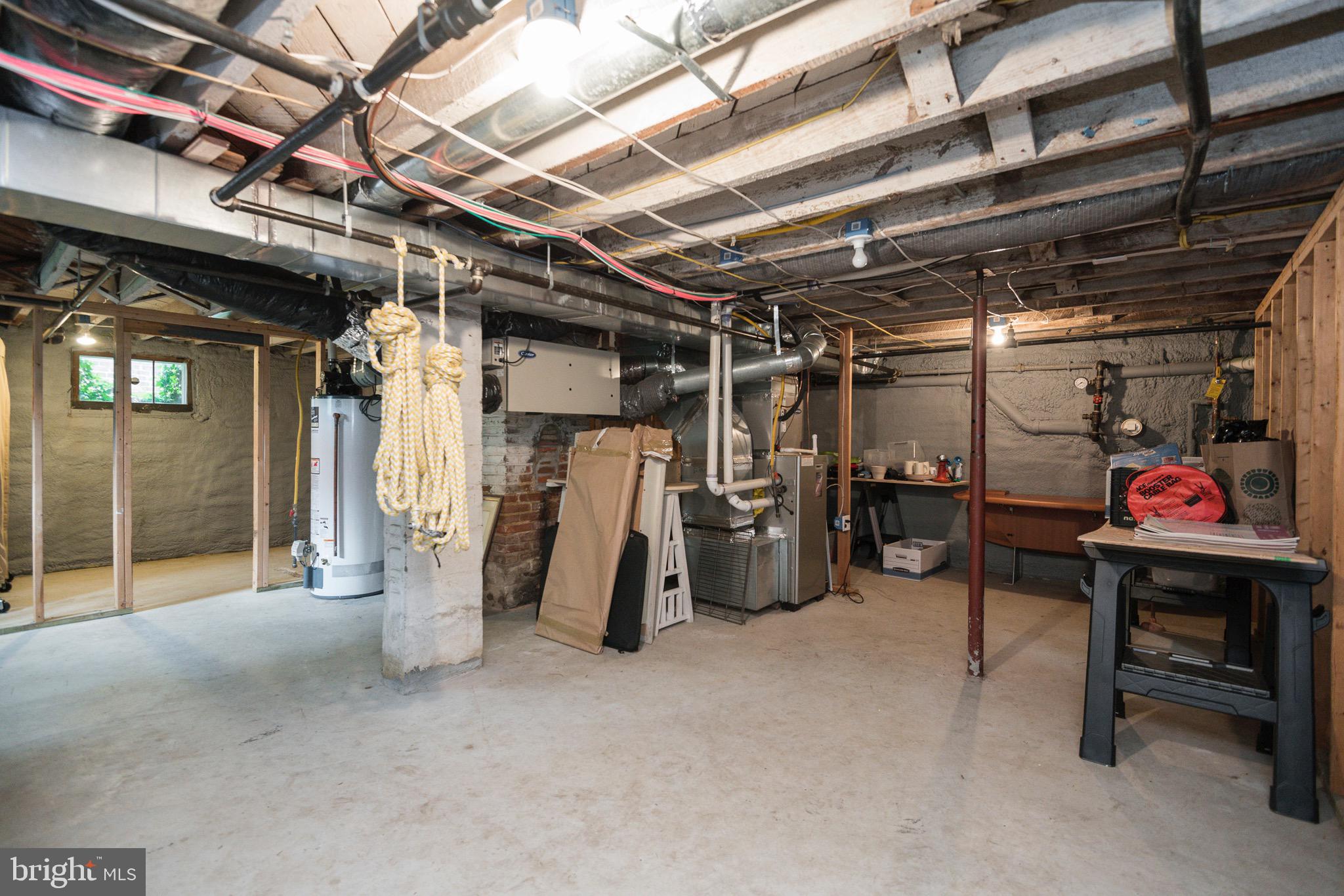 MURRAY HILL - Residential