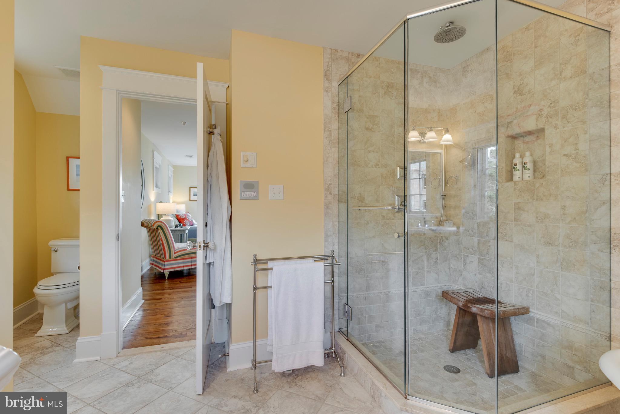 MURRAY HILL - Residential