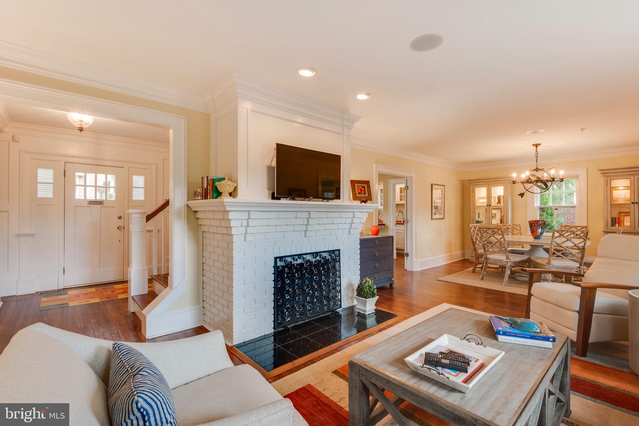 MURRAY HILL - Residential