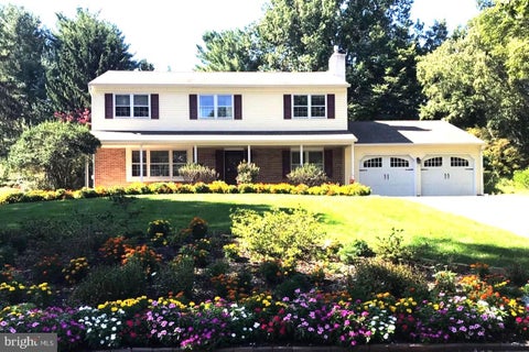 Homes For Sale - 345 Colonial Avenue<br/> COLLEGEVILLE, PA 19426