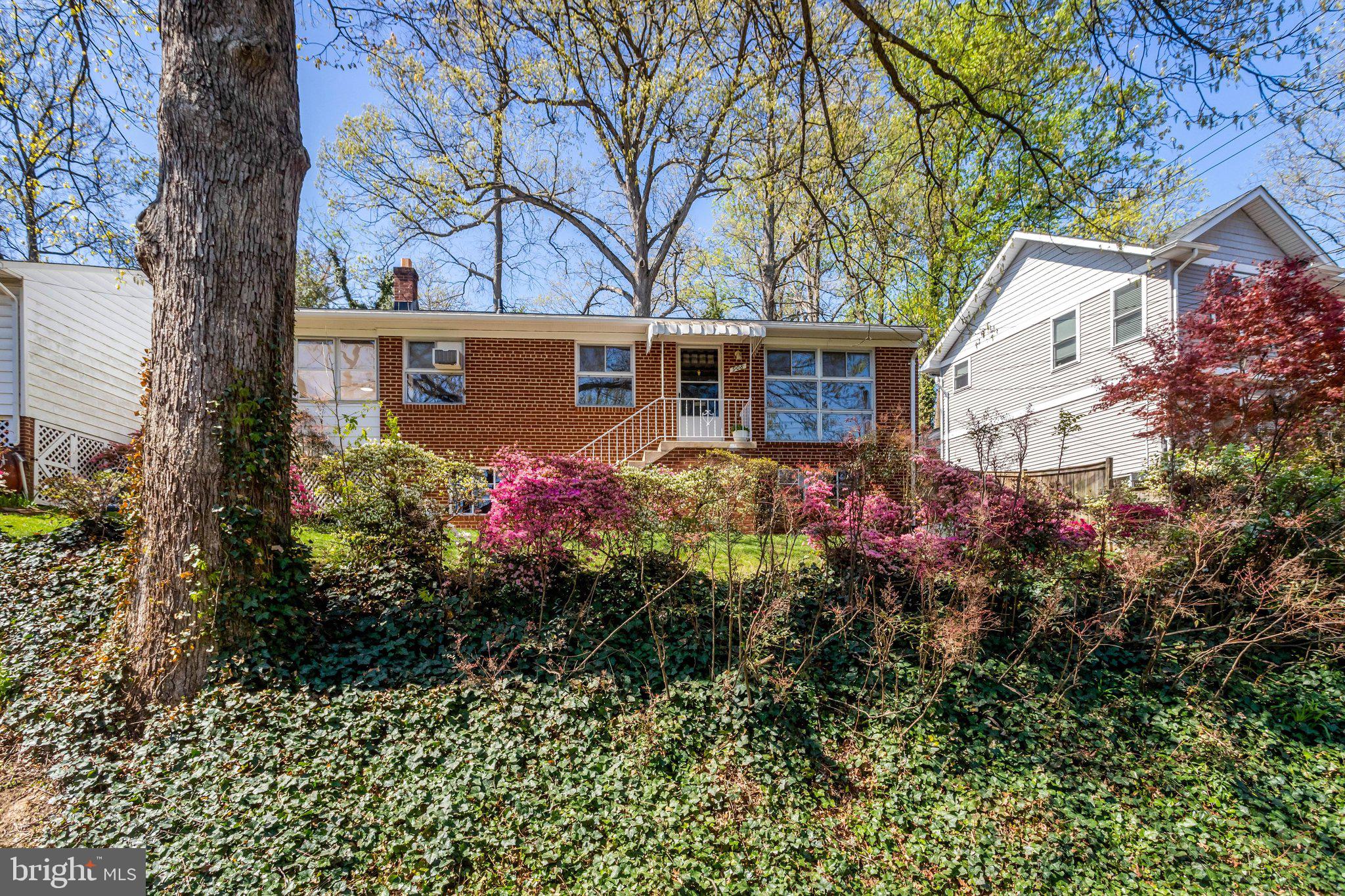 DOMINION HILLS - Residential