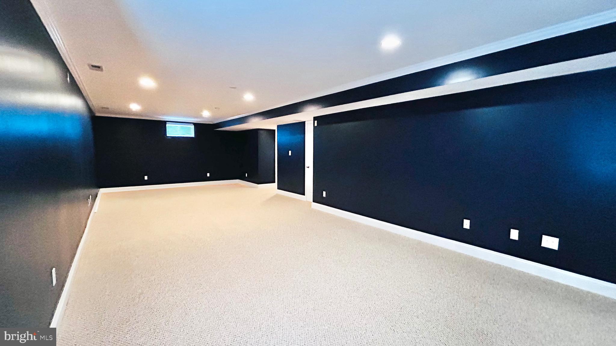 WIDEWATER VILLAGE - Residential Lease