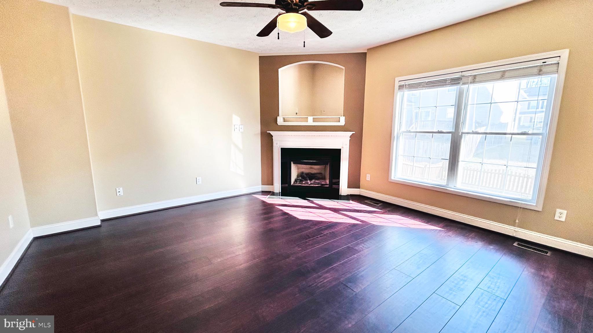 WIDEWATER VILLAGE - Residential Lease