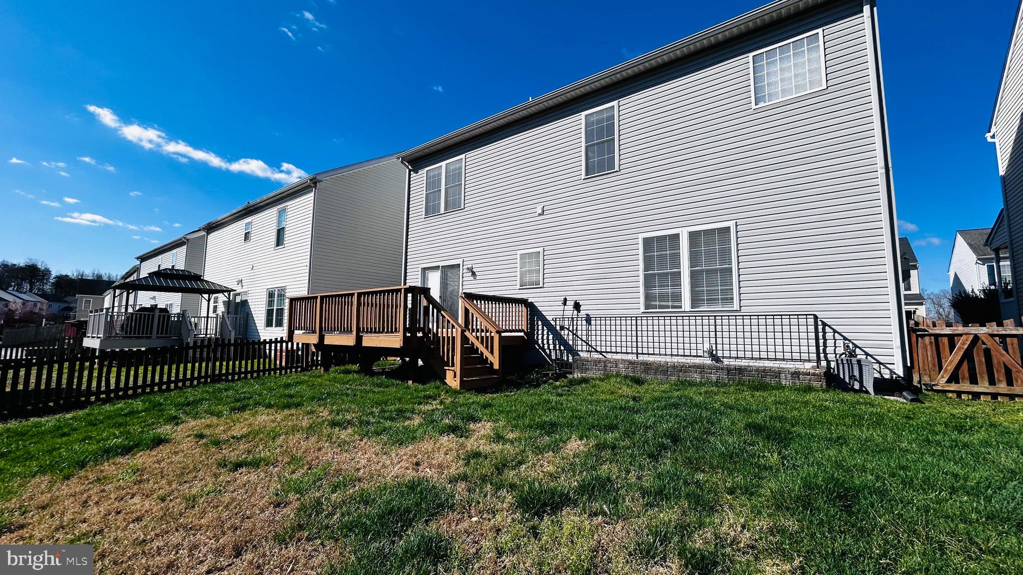 WIDEWATER VILLAGE - Residential Lease